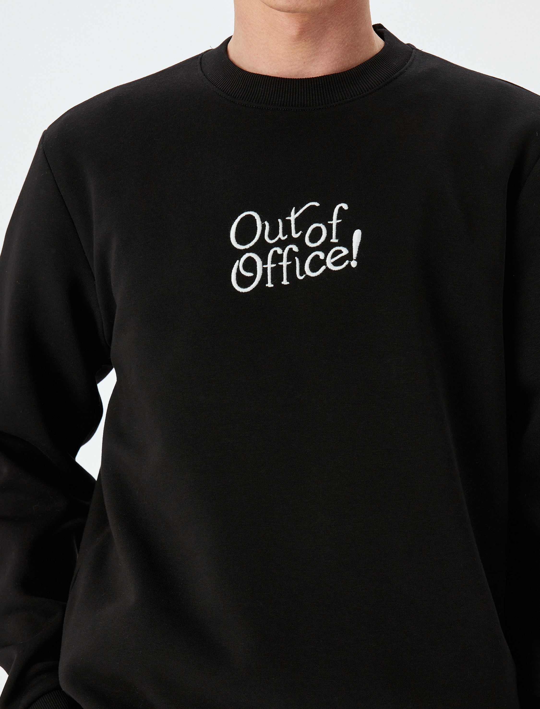   Pamuk Karışımlı Şardonlu Slogan İşlemeli Bisiklet Yaka Sweatshirt