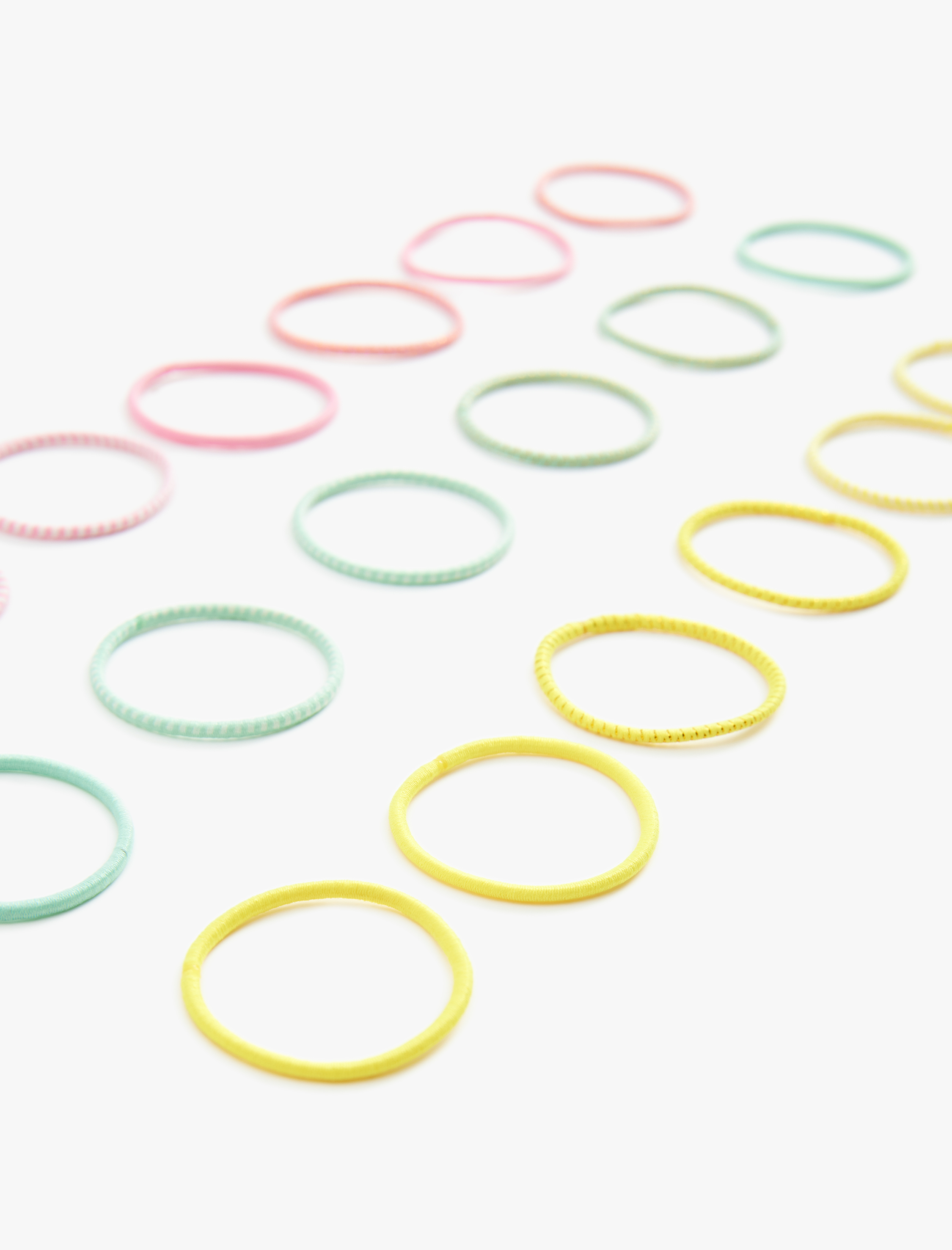  Kız Çocuk Çoklu Lastik Toka