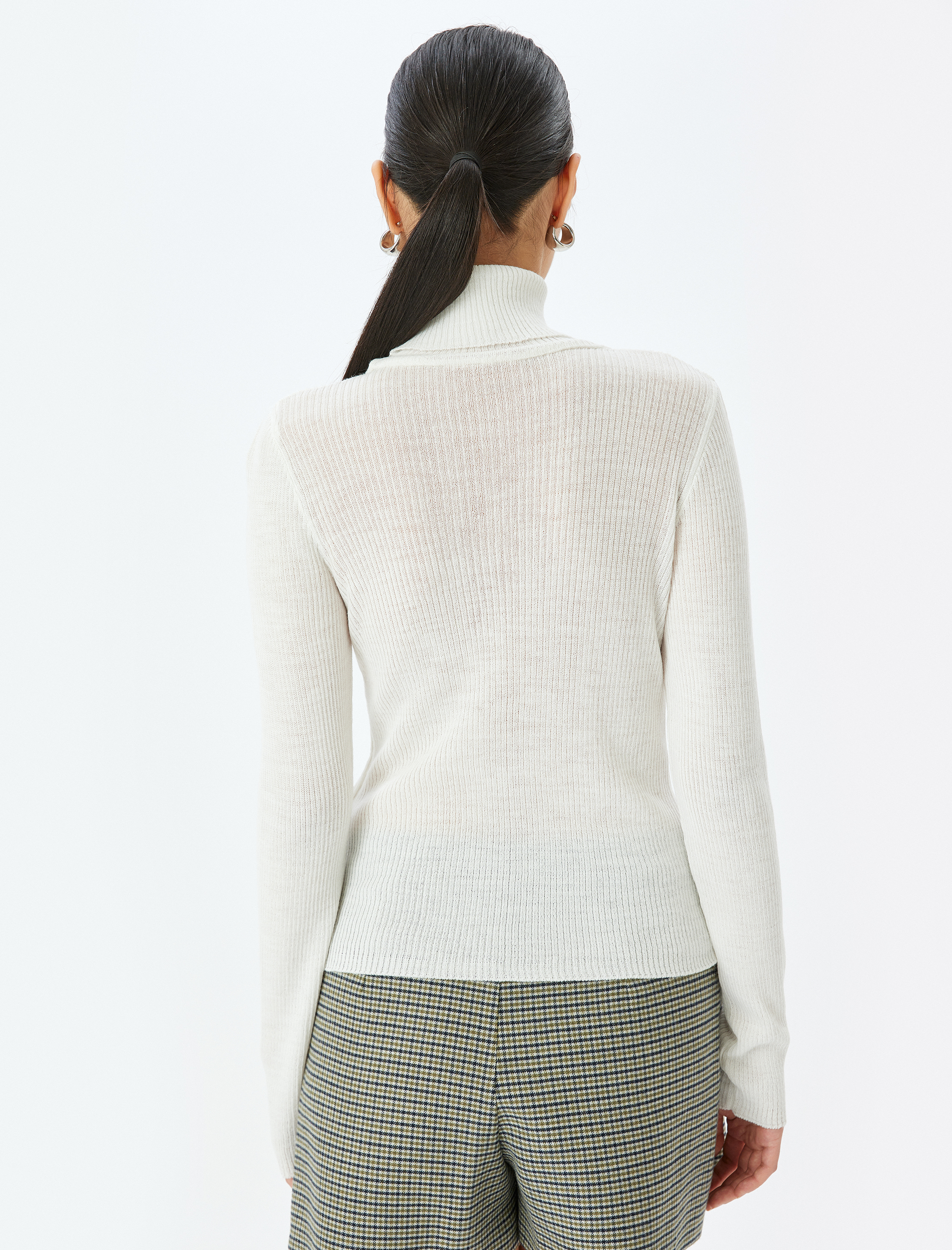 Uzun Kollu Balıkçı Yaka Triko Kazak