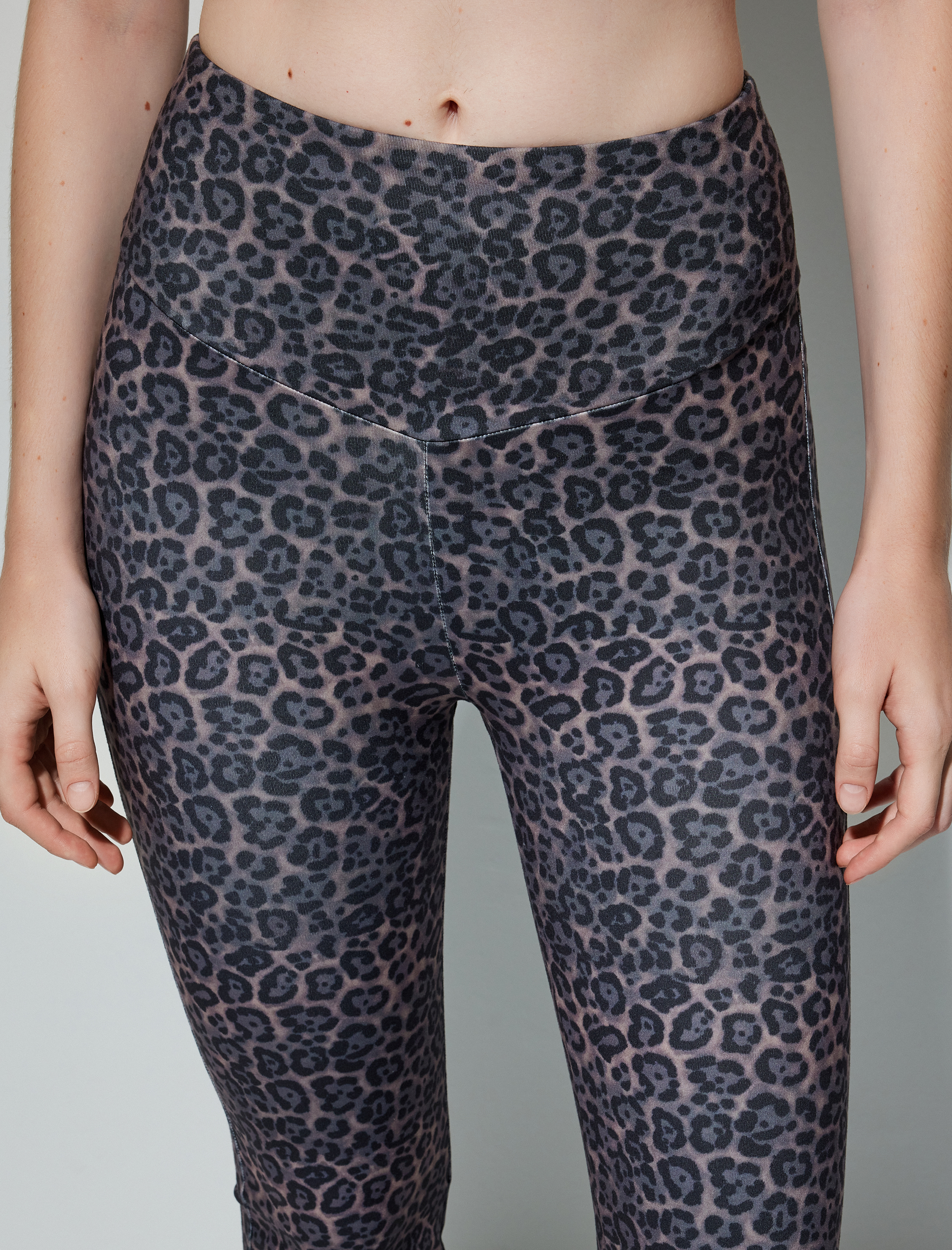   İspanyol Paça Spor Tayt Leopar Desenli Slim Fit Yumuşak Tuşe Yüksek Bel