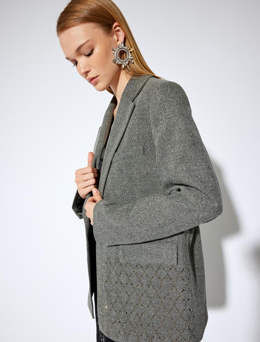   Koton X Melis Ağazat - Cepli Kruvaze Taşlı Oversize Blazer Ceket