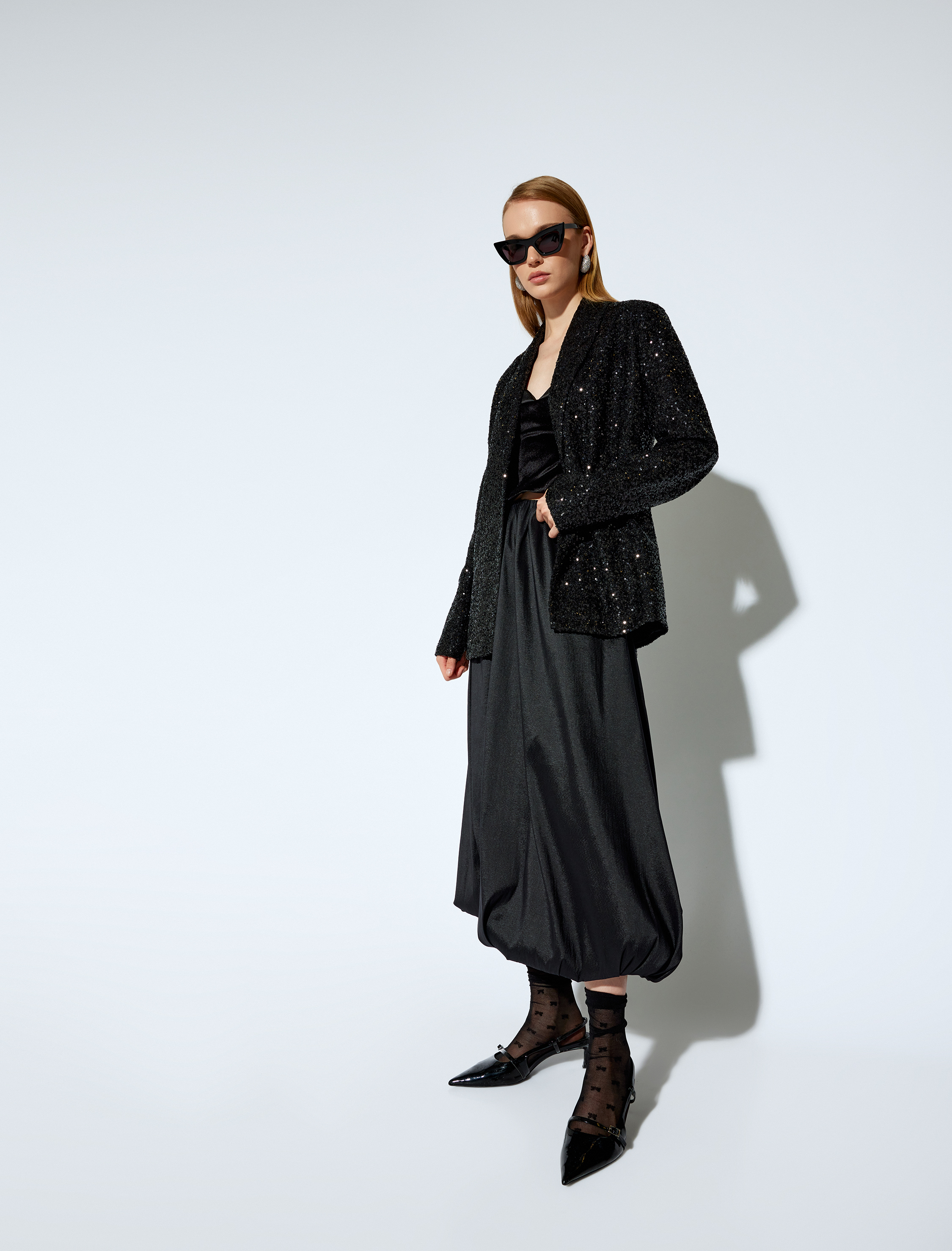   Koton X Melis Ağazat - Standart Bel Oversize Uzun Saten Balon Etek