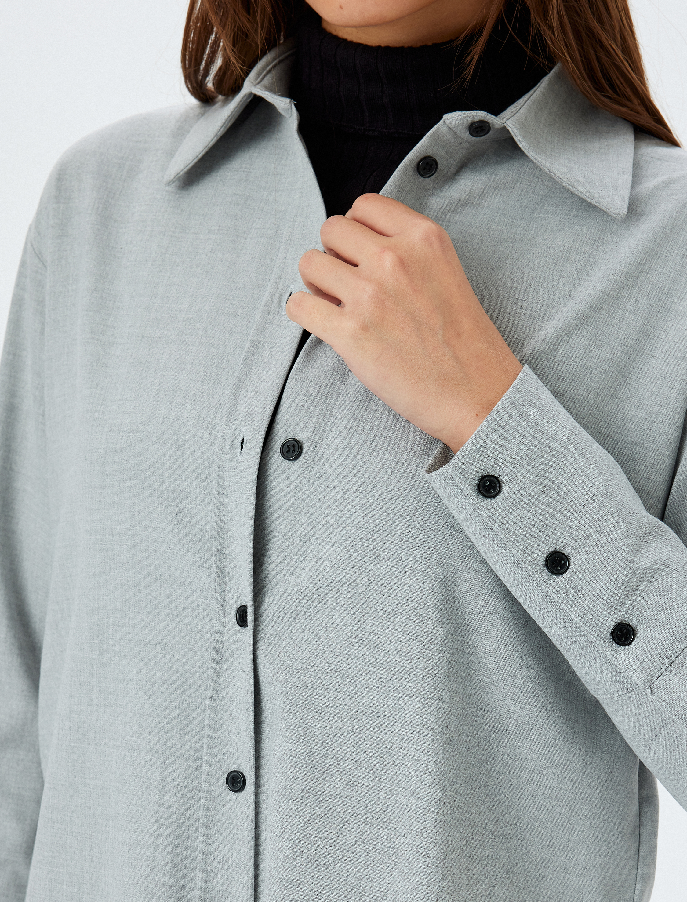 Uzun Kollu Düğmeli Klasik Gömlek