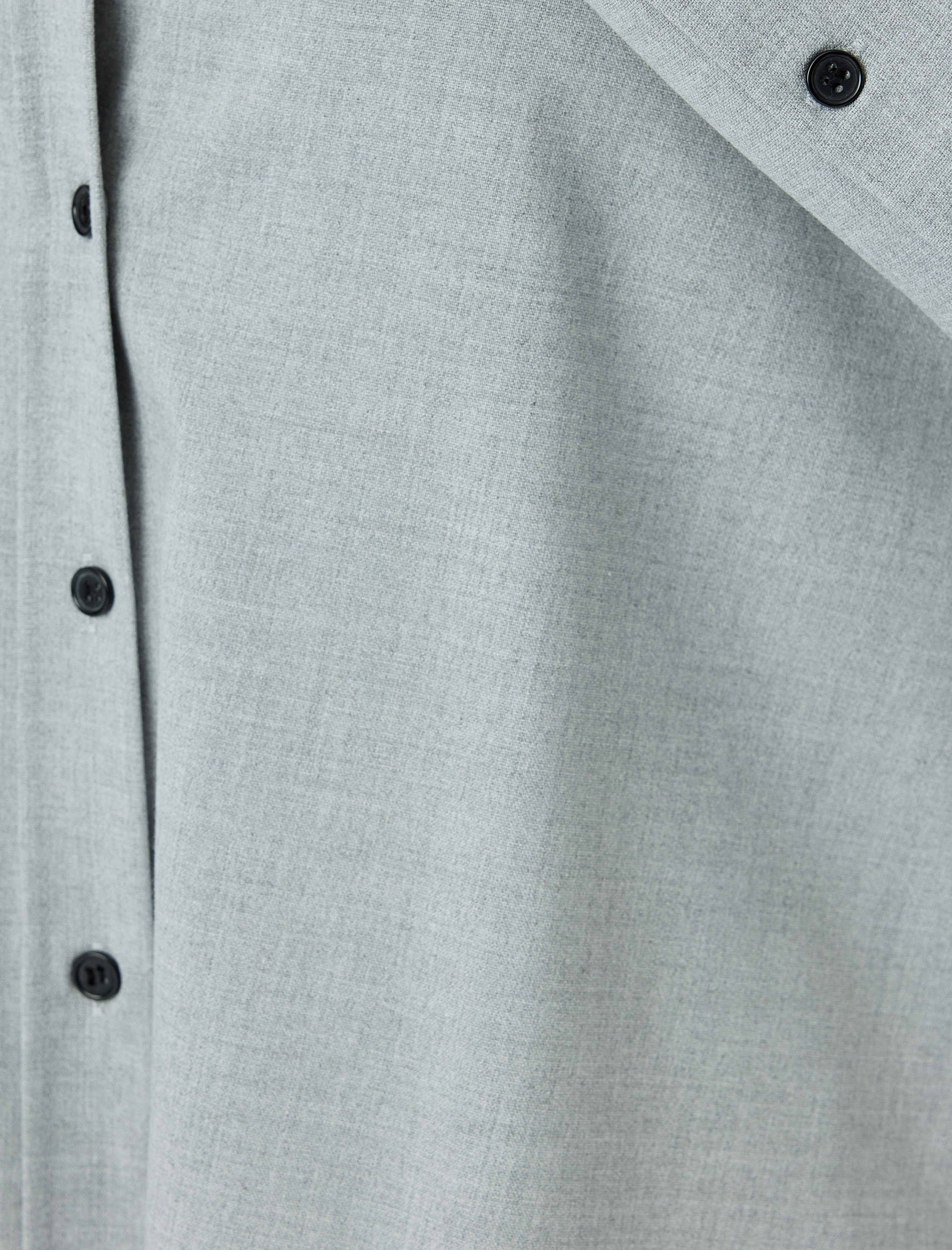 Uzun Kollu Düğmeli Klasik Gömlek