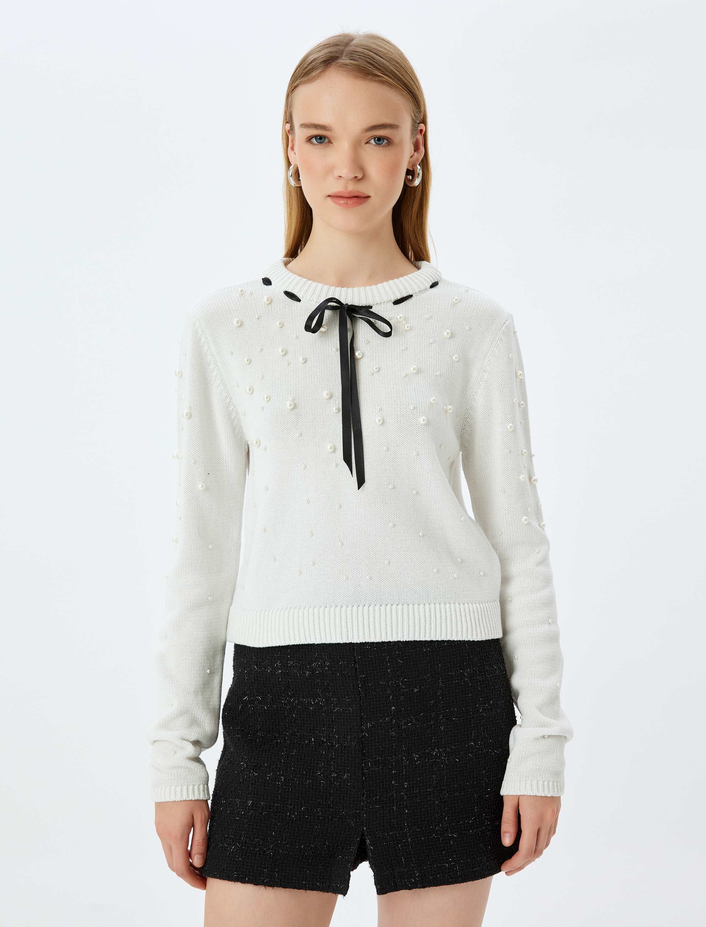   İnci Detaylı Fiyonklu Bisiklet Yaka Triko Kazak