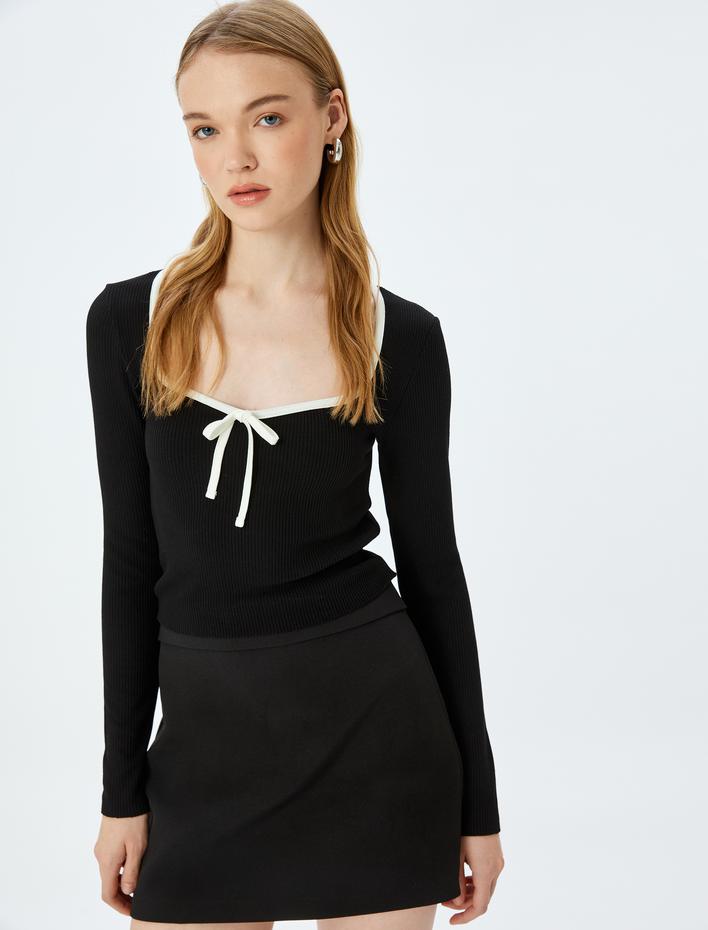  Kalp Yaka Fiyonk Detaylı Fitilli Uzun Kollu Slim Fit Bluz