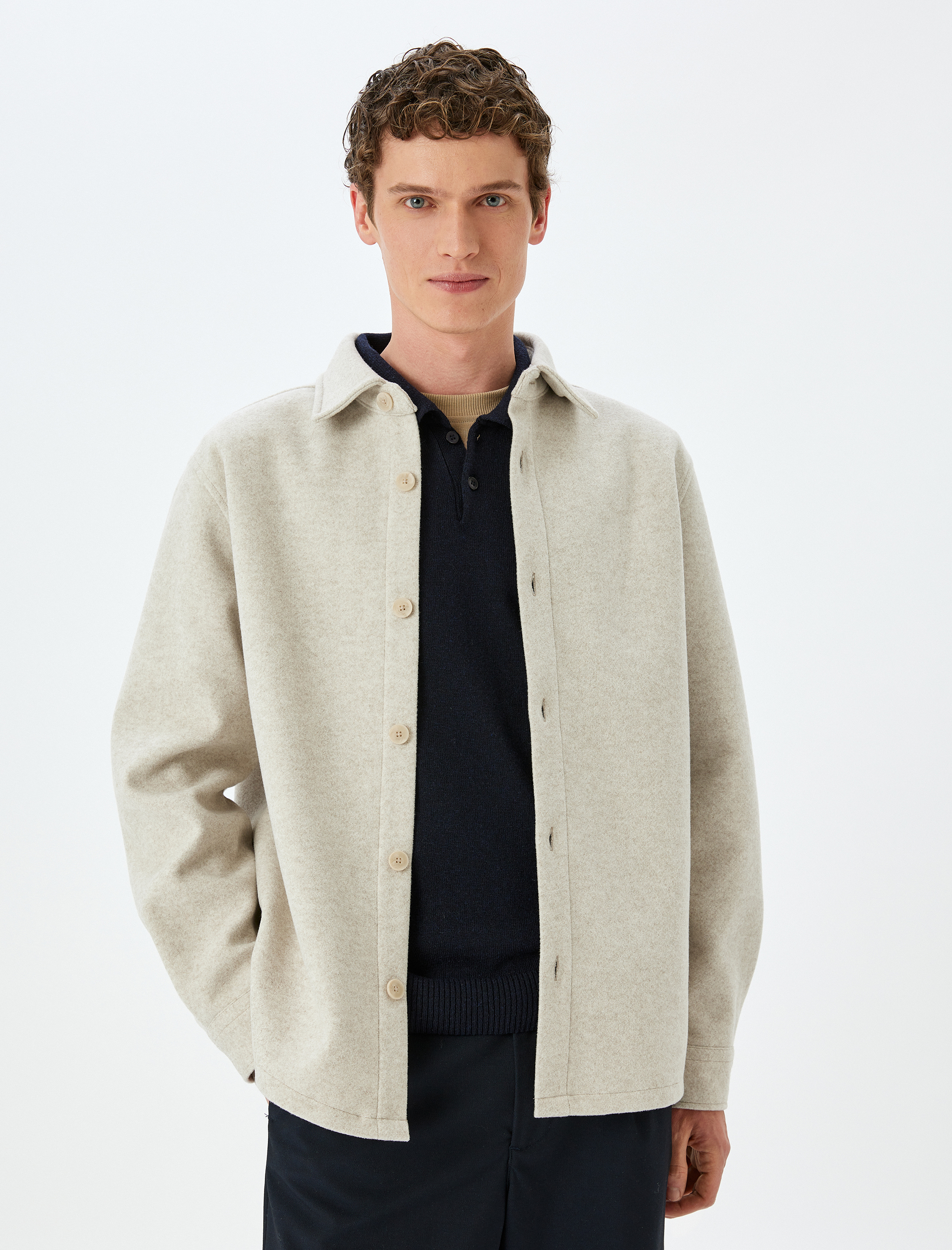   Viskon Karışımlı Düğmeli Regular Fit Uzun Kollu Gömlek