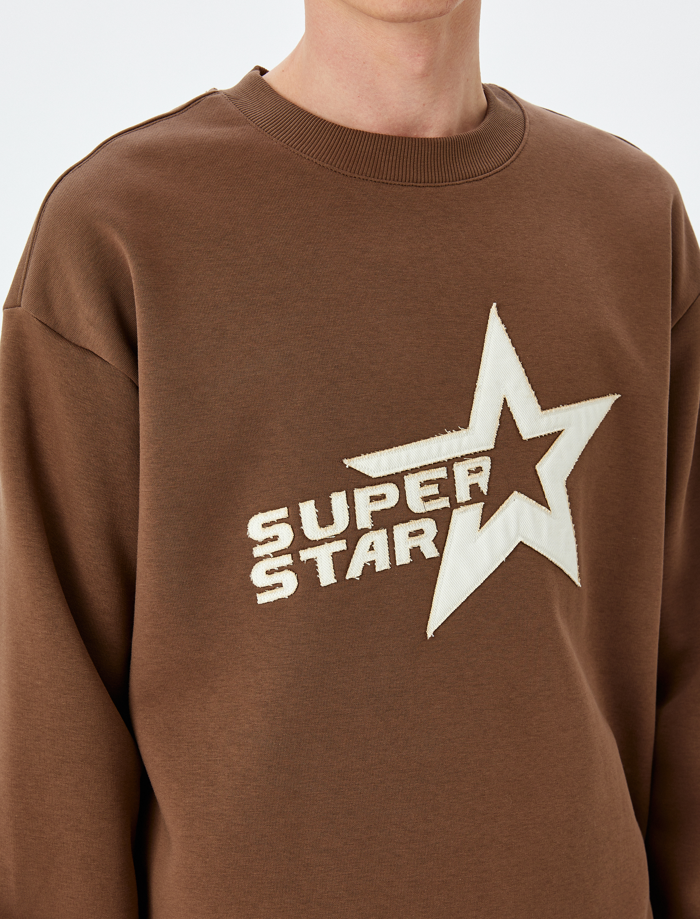   Bisiklet Yaka Pamuk Karışımlı Şardonlu Slogan Baskılı Oversize Sweatshirt