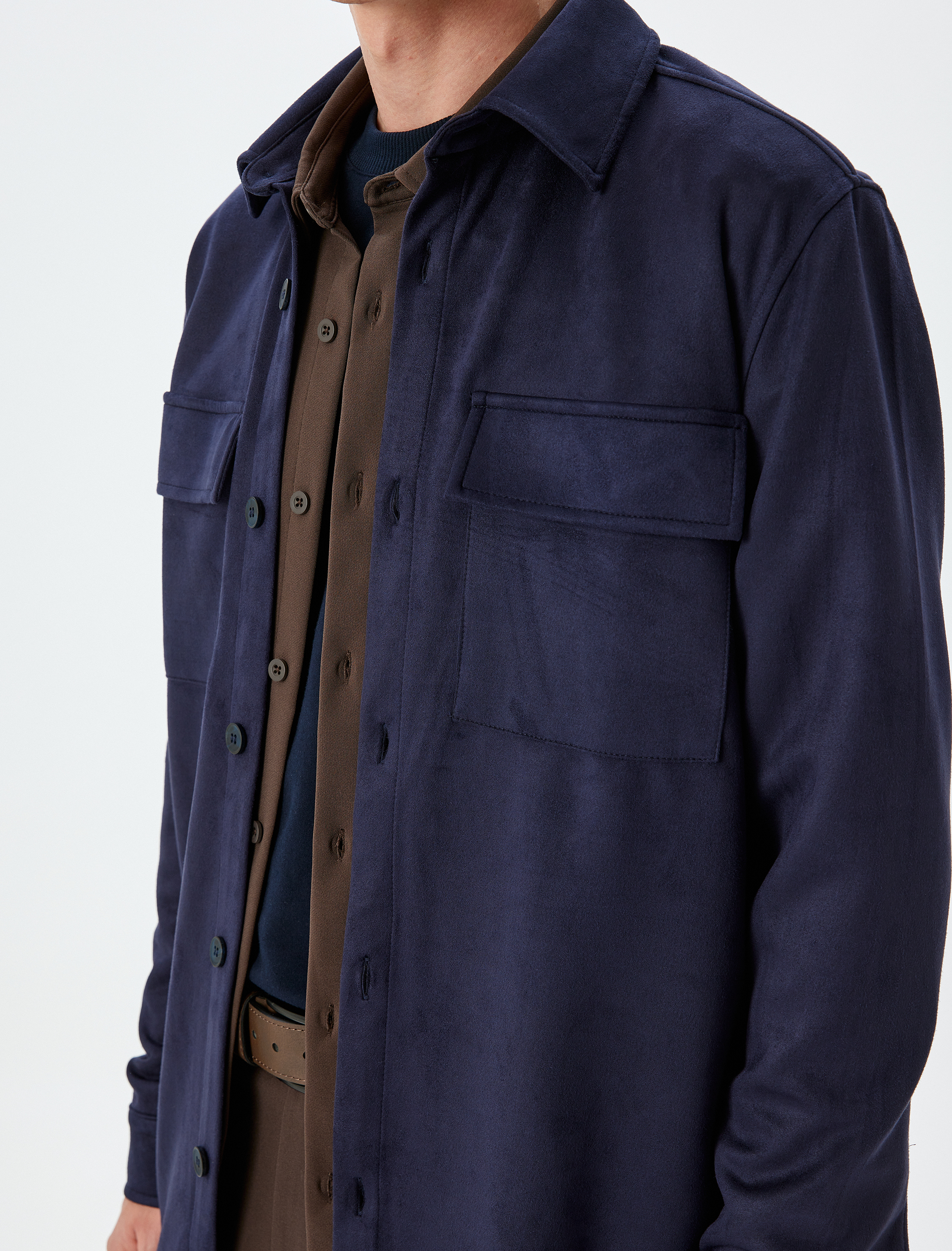   Uzun Kollu Kapaklı Cep Detaylı Regular Fit Düğmeli Suni Süet Gömlek Ceket