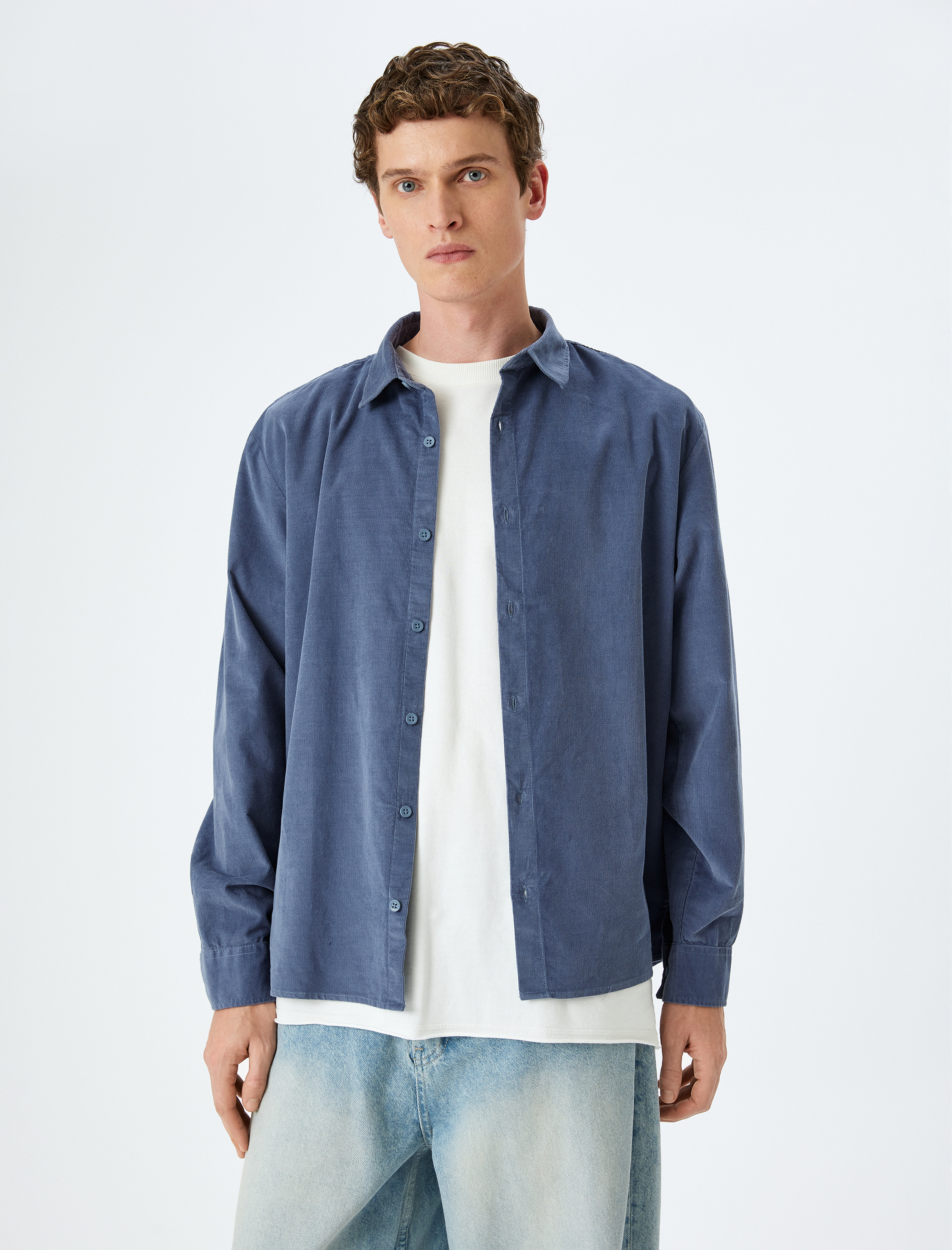   Pamuklu Regular Fit Fitilli Kadife Uzun Kollu Gömlek