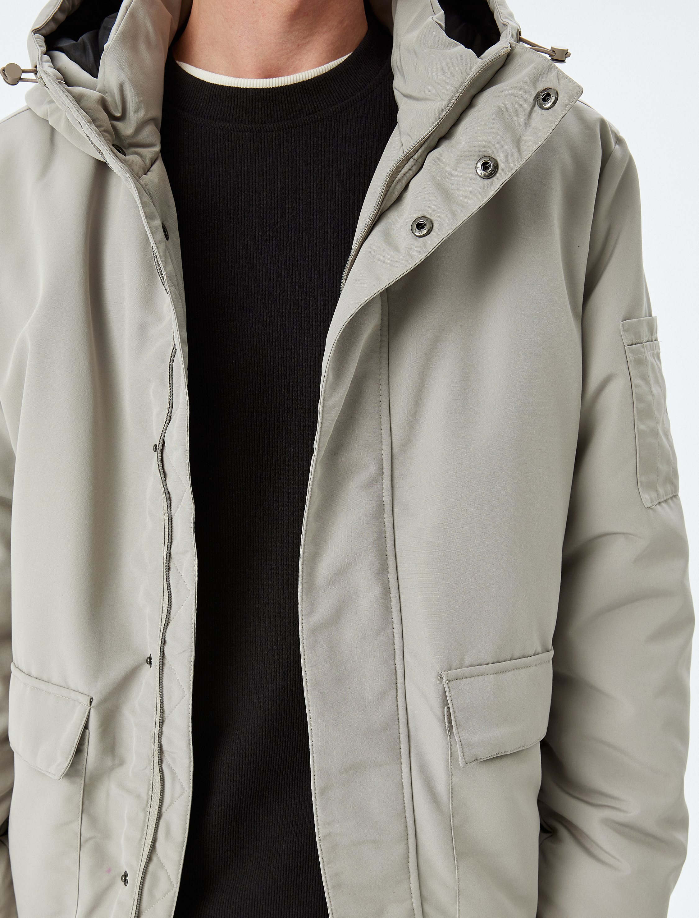   Fermuarlı Slim Fit Kapşonlu Mont