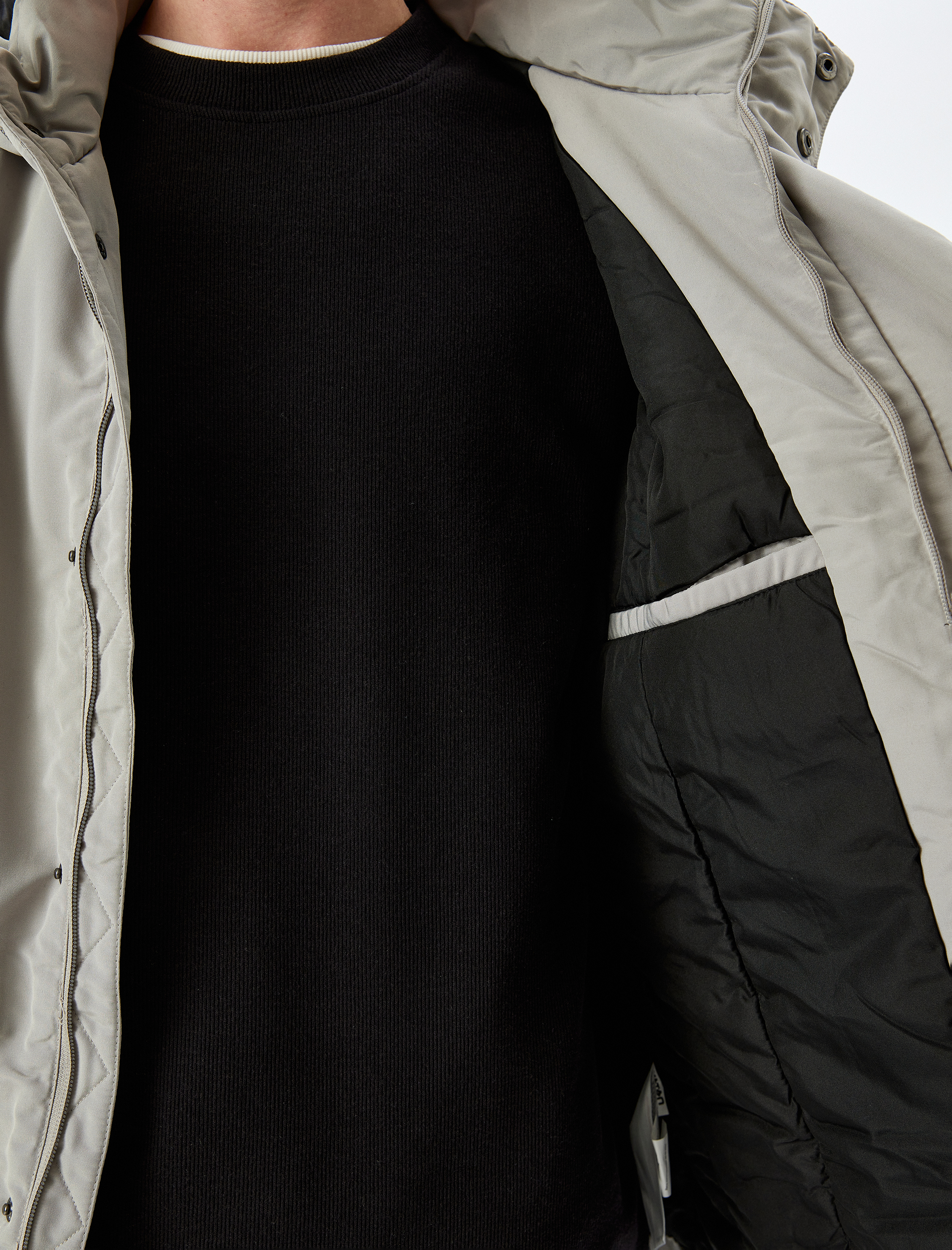   Fermuarlı Slim Fit Kapşonlu Mont