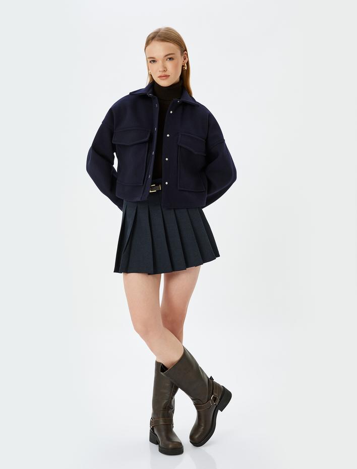  Cep Detaylı Klasik Yaka Çıtçıtlı Gömlek Ceket