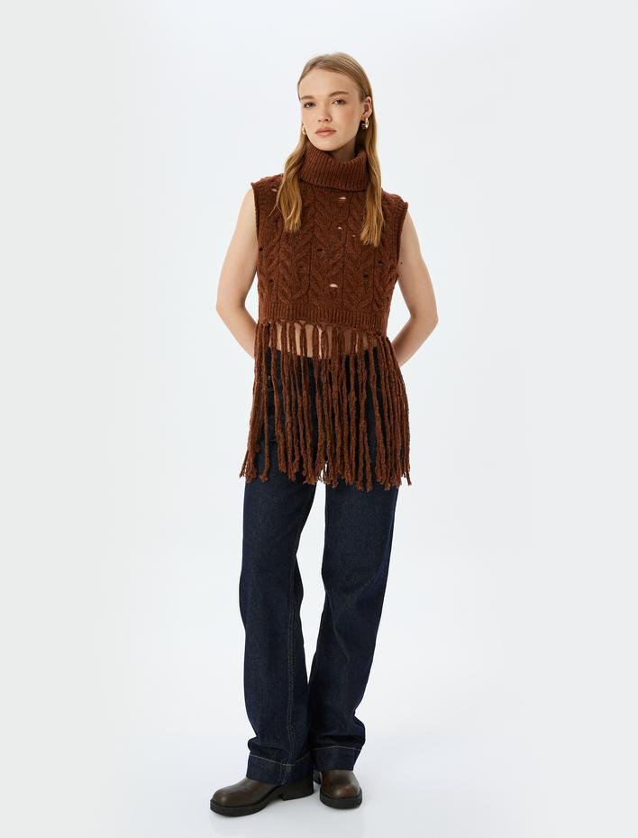  Balıkçı Yaka Püskül Detaylı Örgü Dokulu Kolsuz Süveter