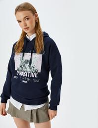 Kedi Baskılı Kapüşonlu Uzun Kollu Şardonlu Oversize Sweatshirt