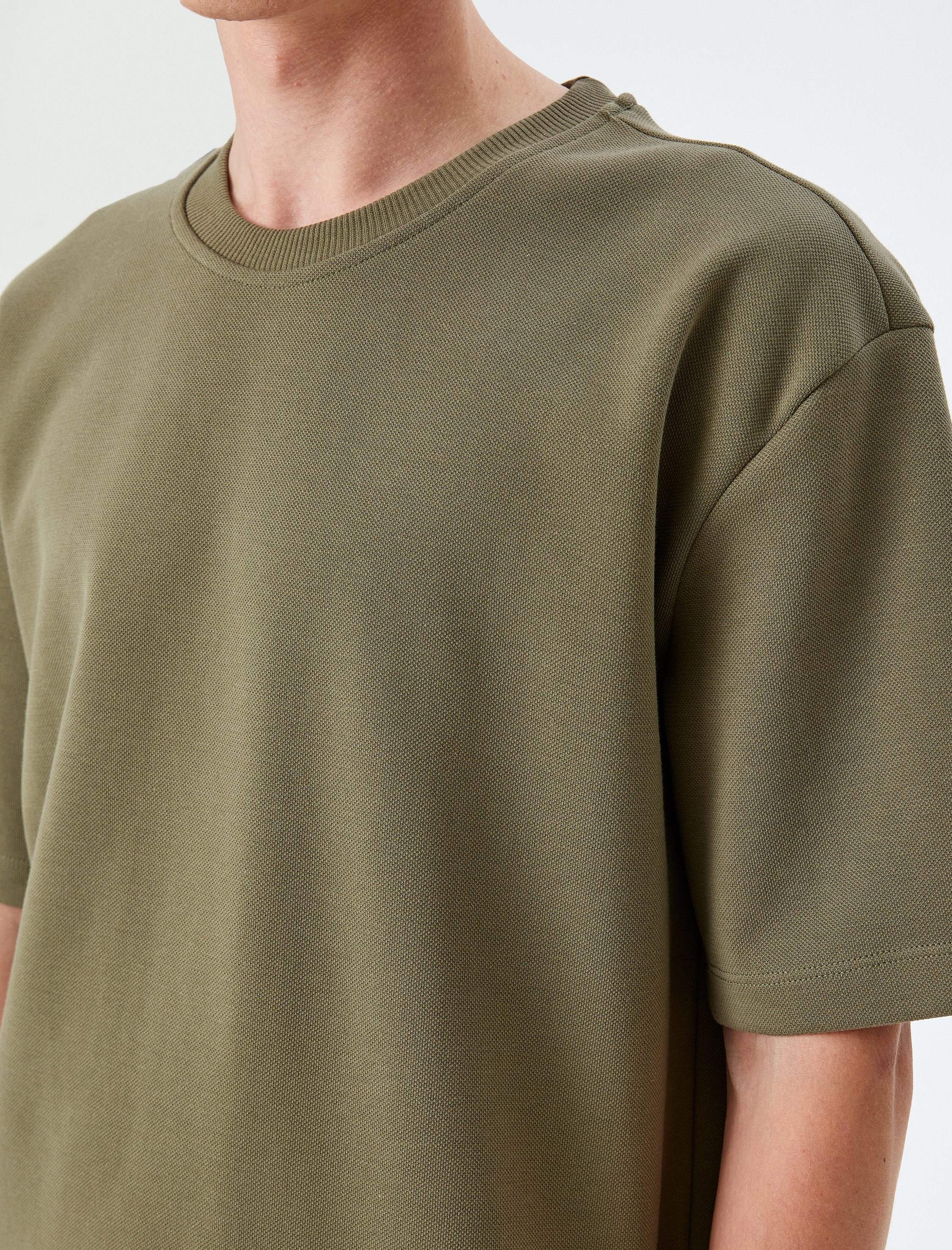   Bisiklet Yaka Pamuklu Pike Tok Kumaş Kısa Kollu Oversize Tişört