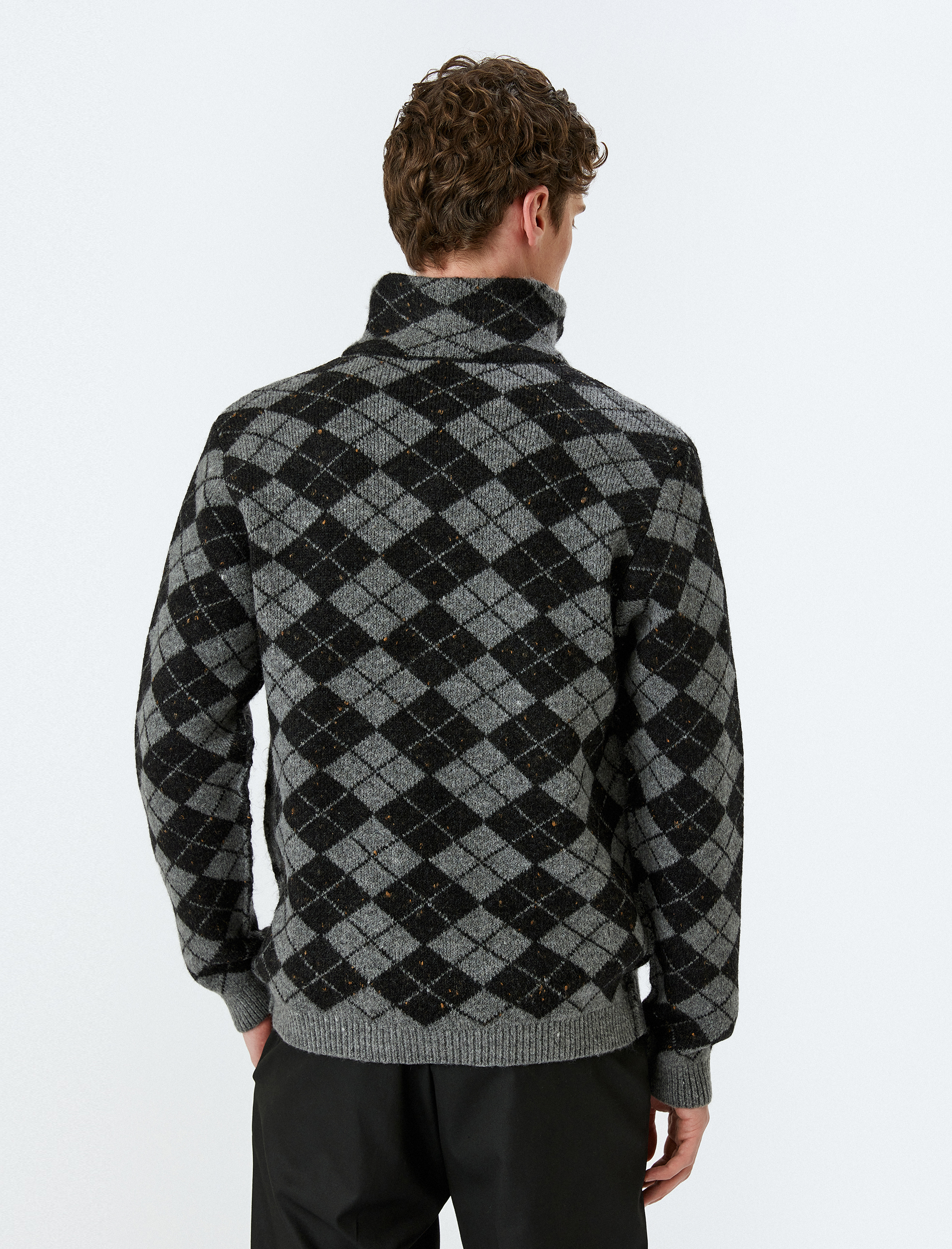 Baklava Desenli Yarım Fermuarlı Kışlık Triko Kazak