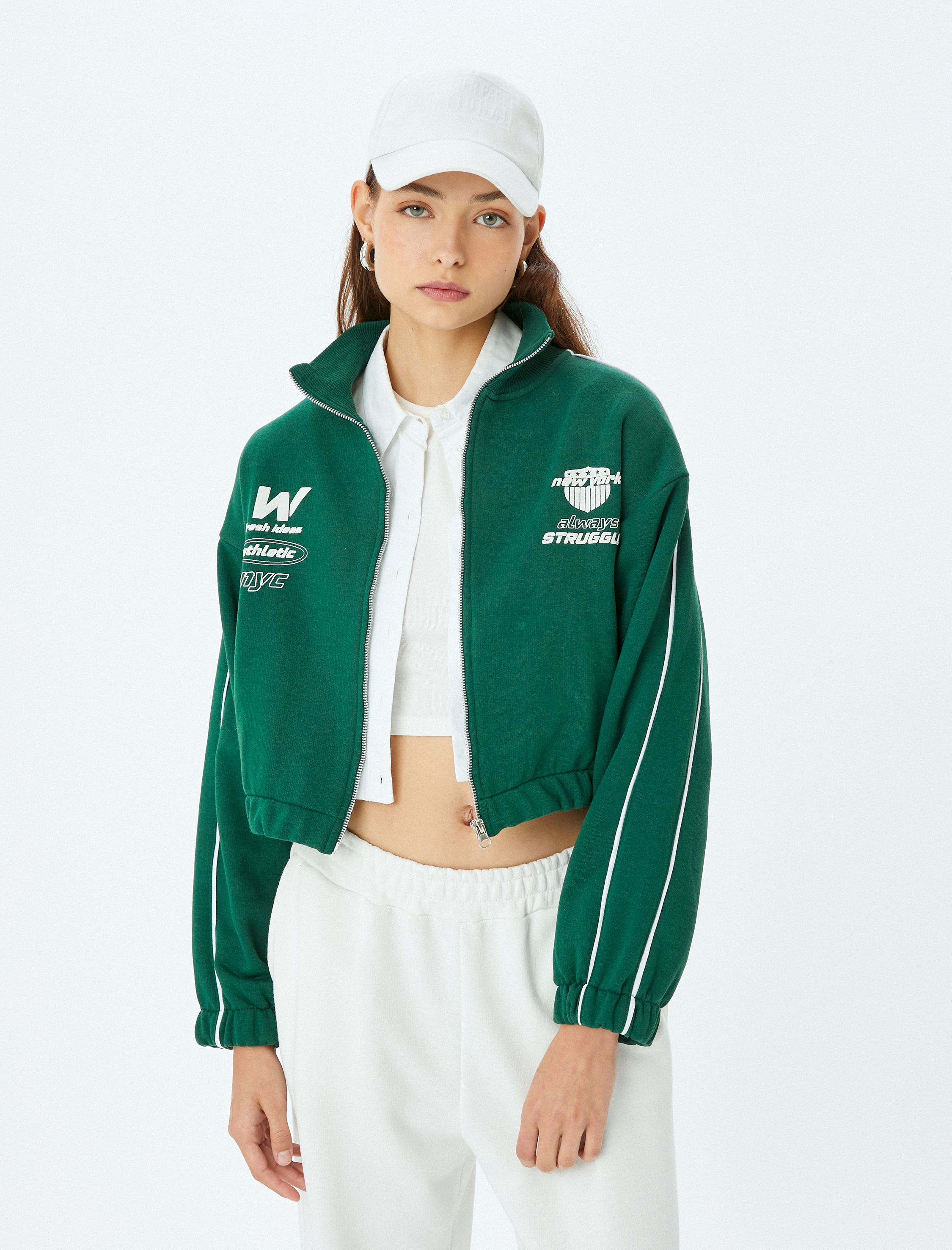   Arkası Baskılı Fermuarlı Şardonlu Oversize Crop Sweatshirt