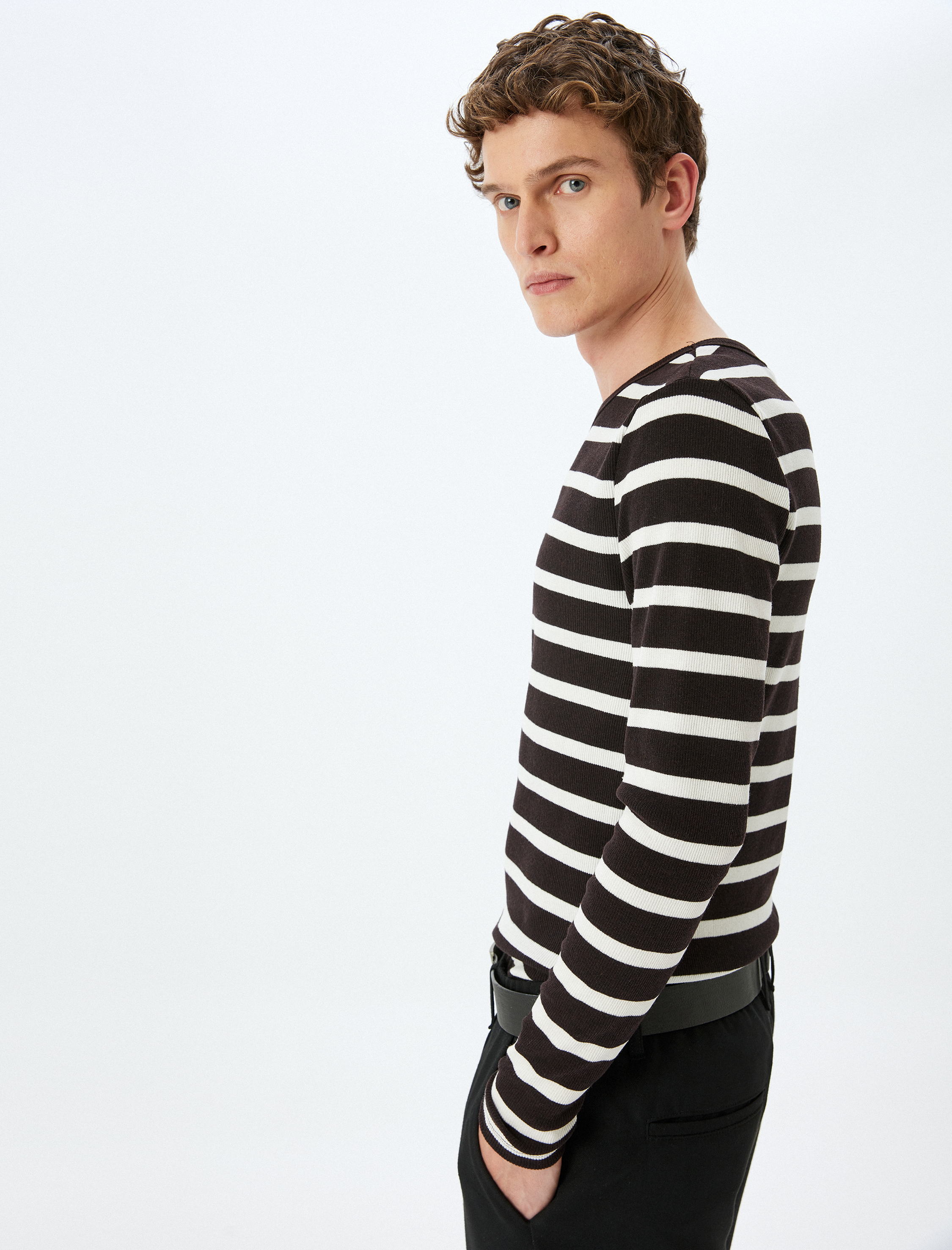   Bisiklet Yaka Pamuklu Kısa Kollu Çizgili Slim Fit Tişört