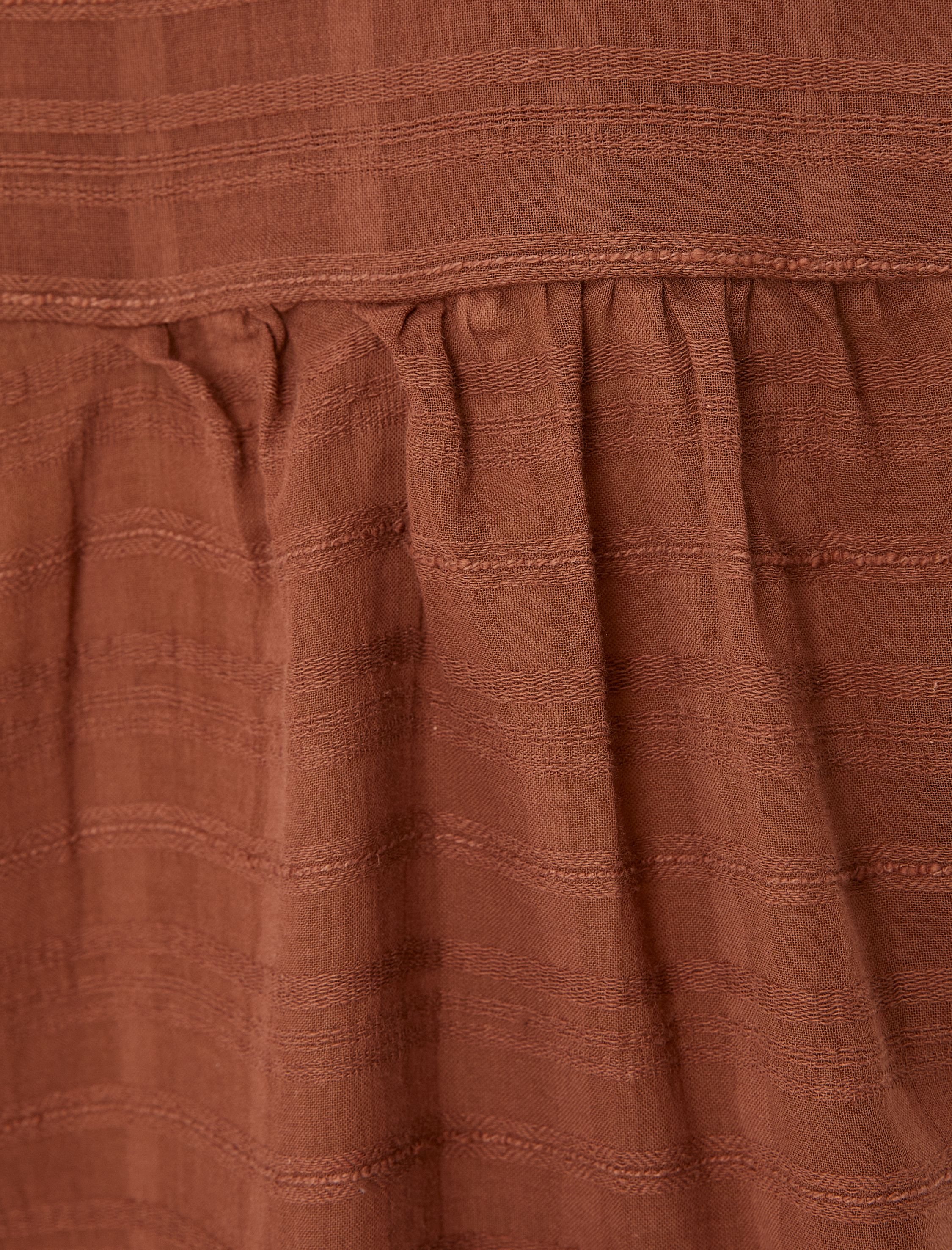   Hakim Yaka Uzun Balon Kollu Düğmeli Volanlı Bluz