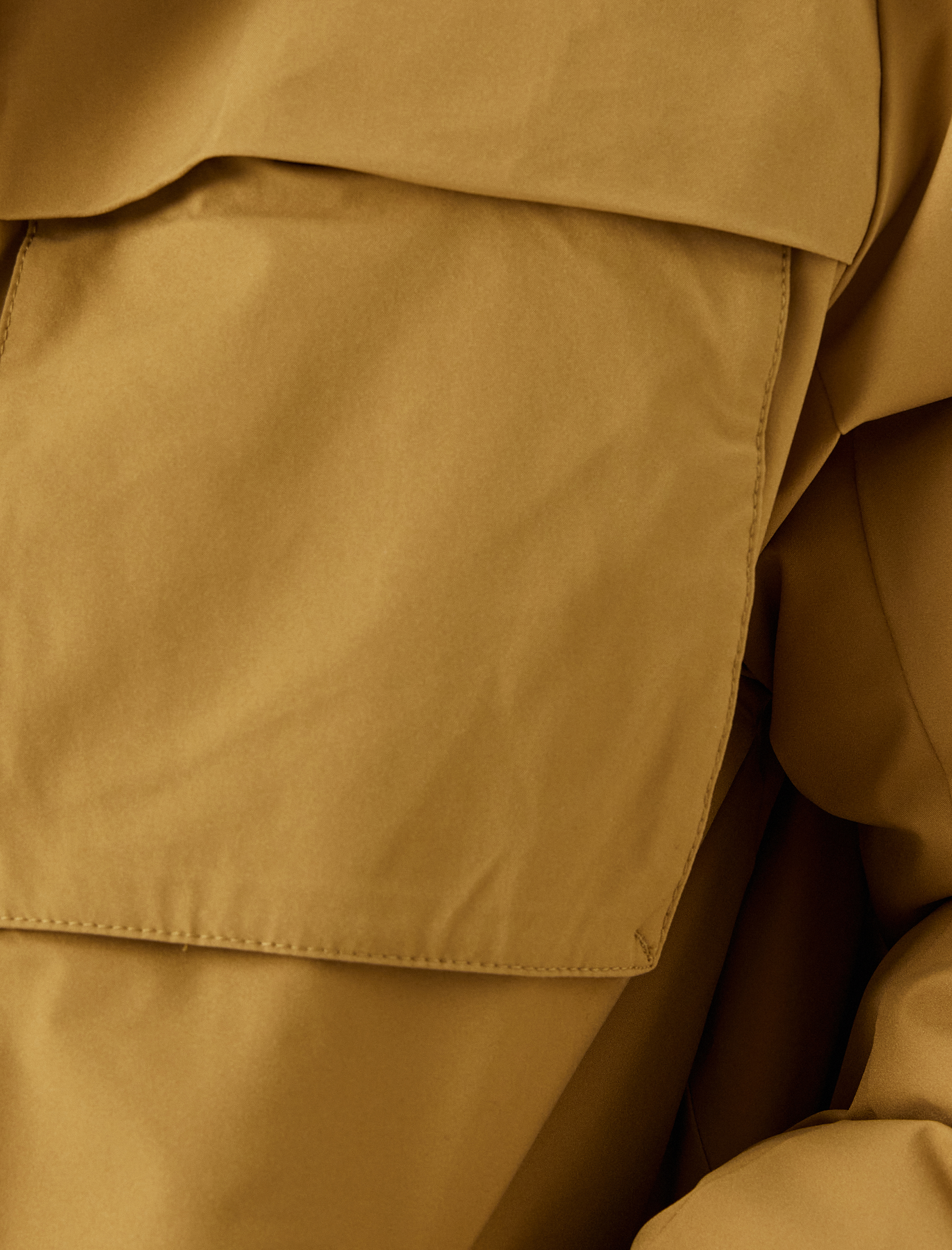 Fermuarlı Etiket Detaylı Cepli Kapşonlu Su İtici Kayak Montu