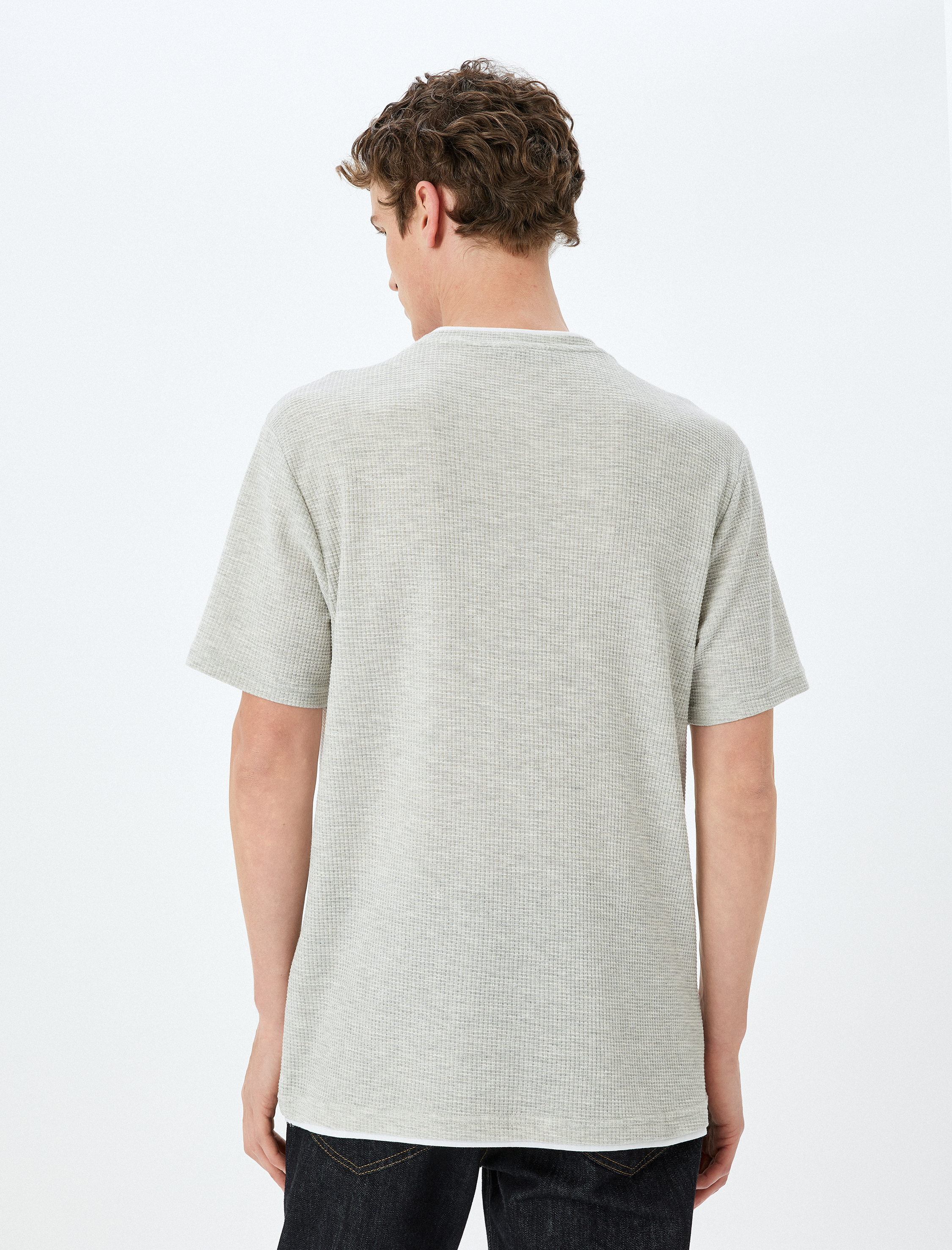   Dokulu Kısa Kollu Yaka Detaylı Pamuk Karışımlı Bisiklet Yaka Slim Fit Tişört