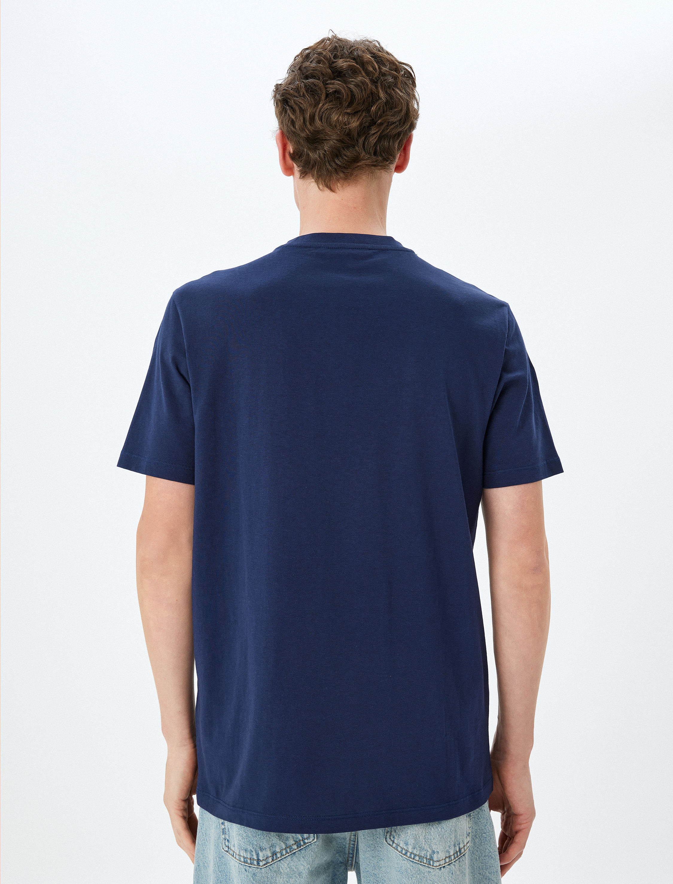   Pamuklu Bisiklet Yaka Kısa Kollu Slim Fit Slogan Baskılı Tişört