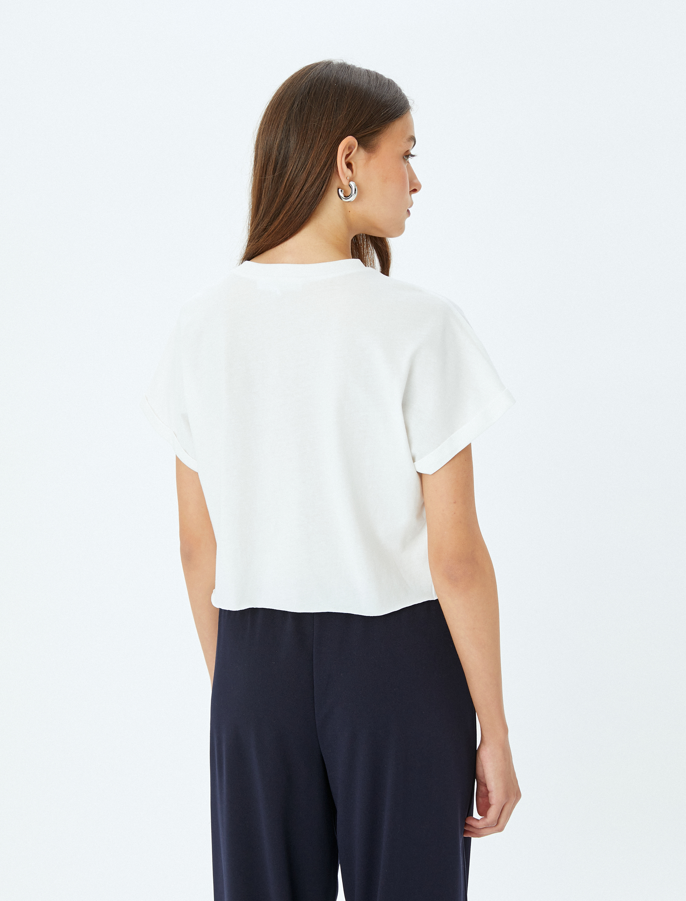 Bisiklet Yaka Sloganlı Kabartma Baskılı Kısa Kollu Rahat Kalıp Tişört