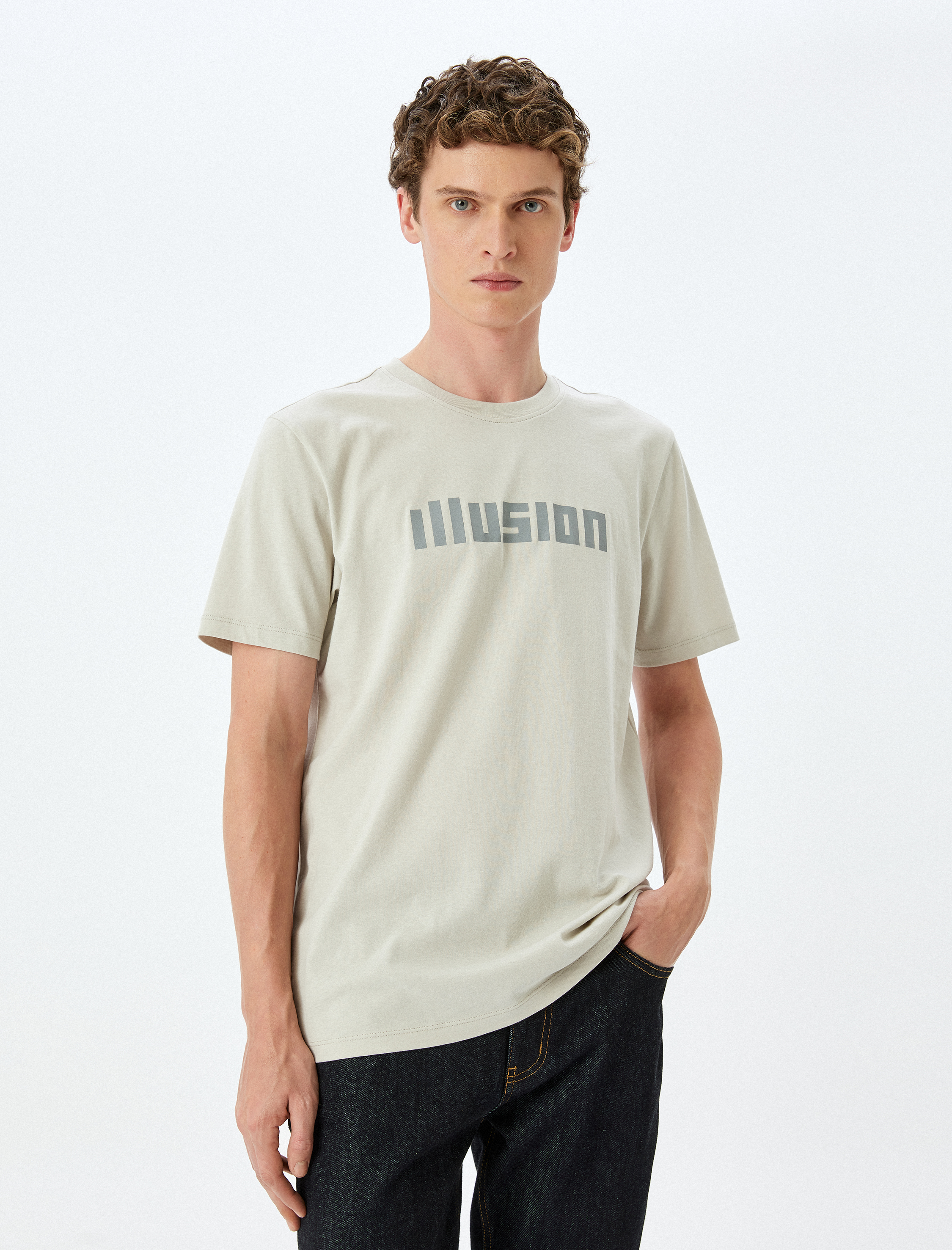   Bisiklet Yaka Pamuklu Kısa Kollu Slim Fit Slogan Baskılı Tişört