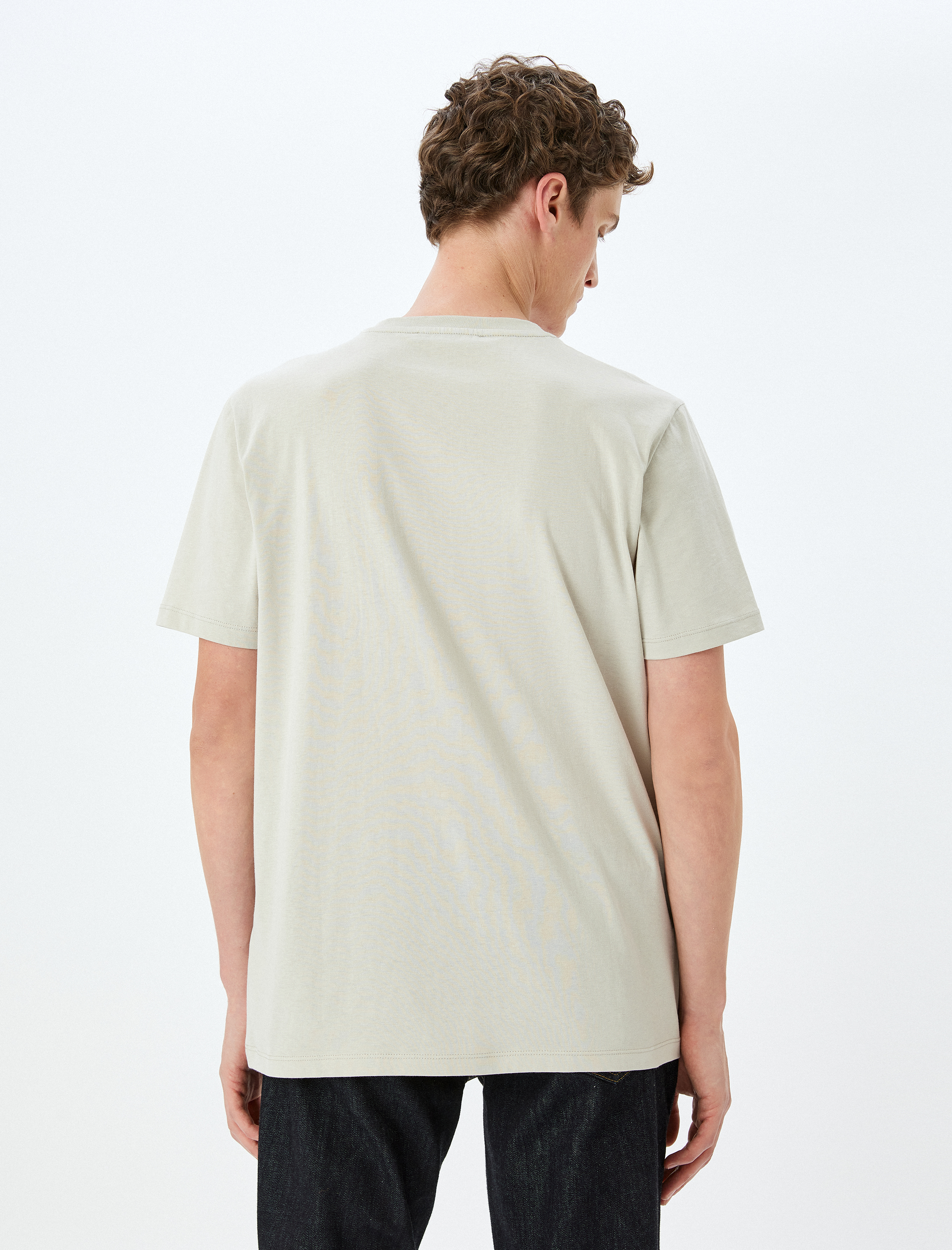   Bisiklet Yaka Pamuklu Kısa Kollu Slim Fit Slogan Baskılı Tişört