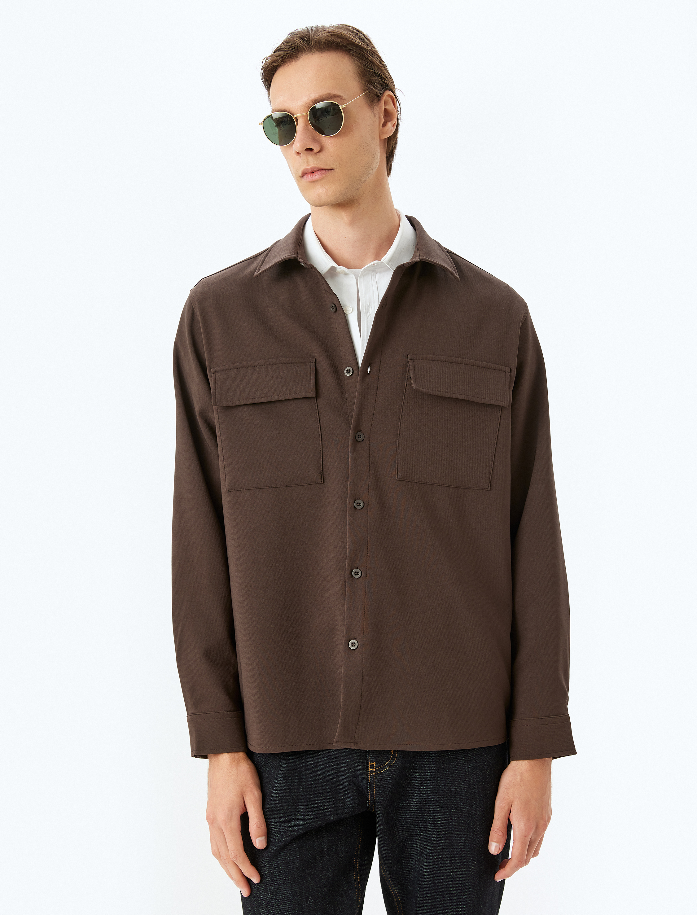   Kapaklı Cep Detaylı Regular Fit Düğmeli Uzun Kollu Gömlek