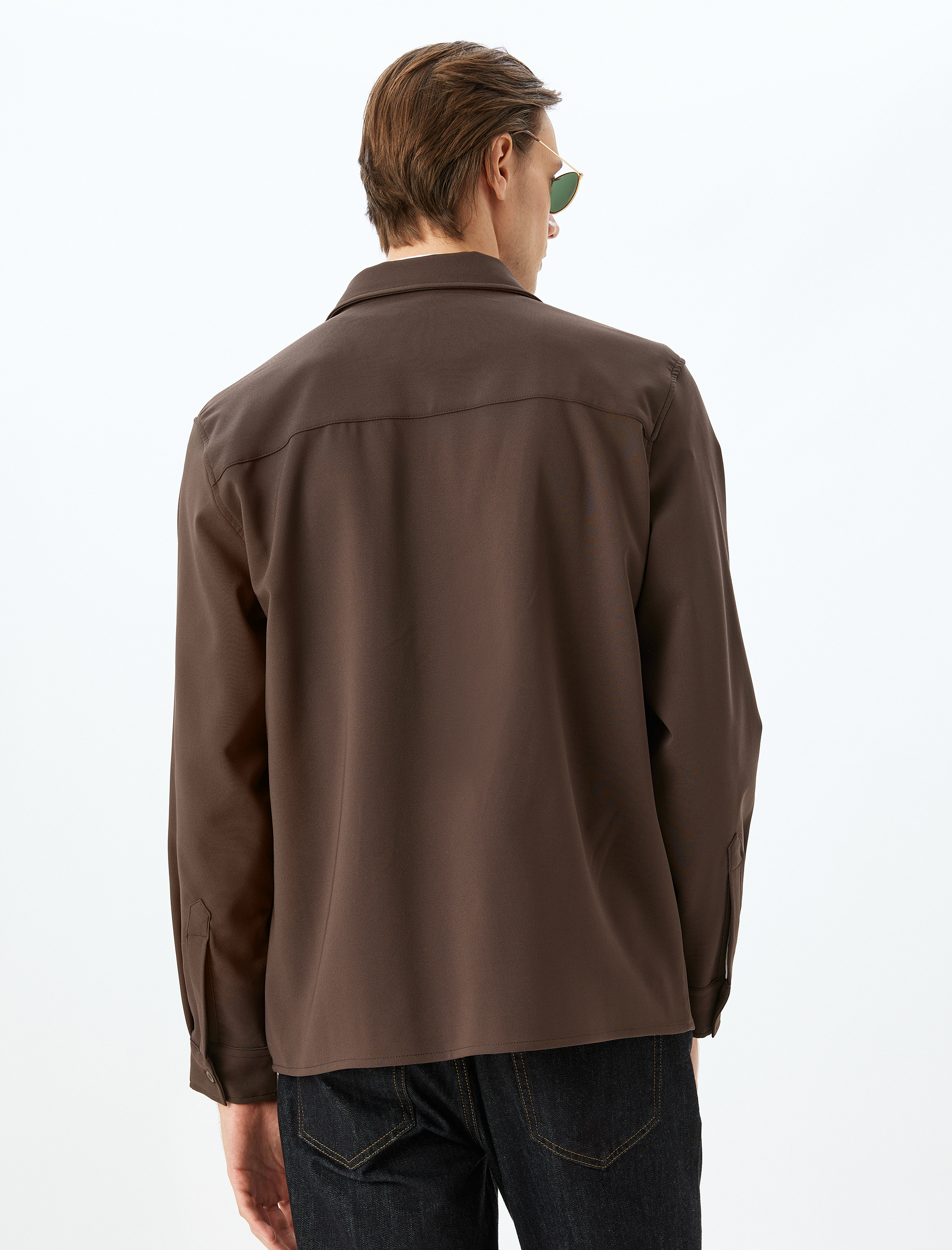   Kapaklı Cep Detaylı Regular Fit Düğmeli Uzun Kollu Gömlek