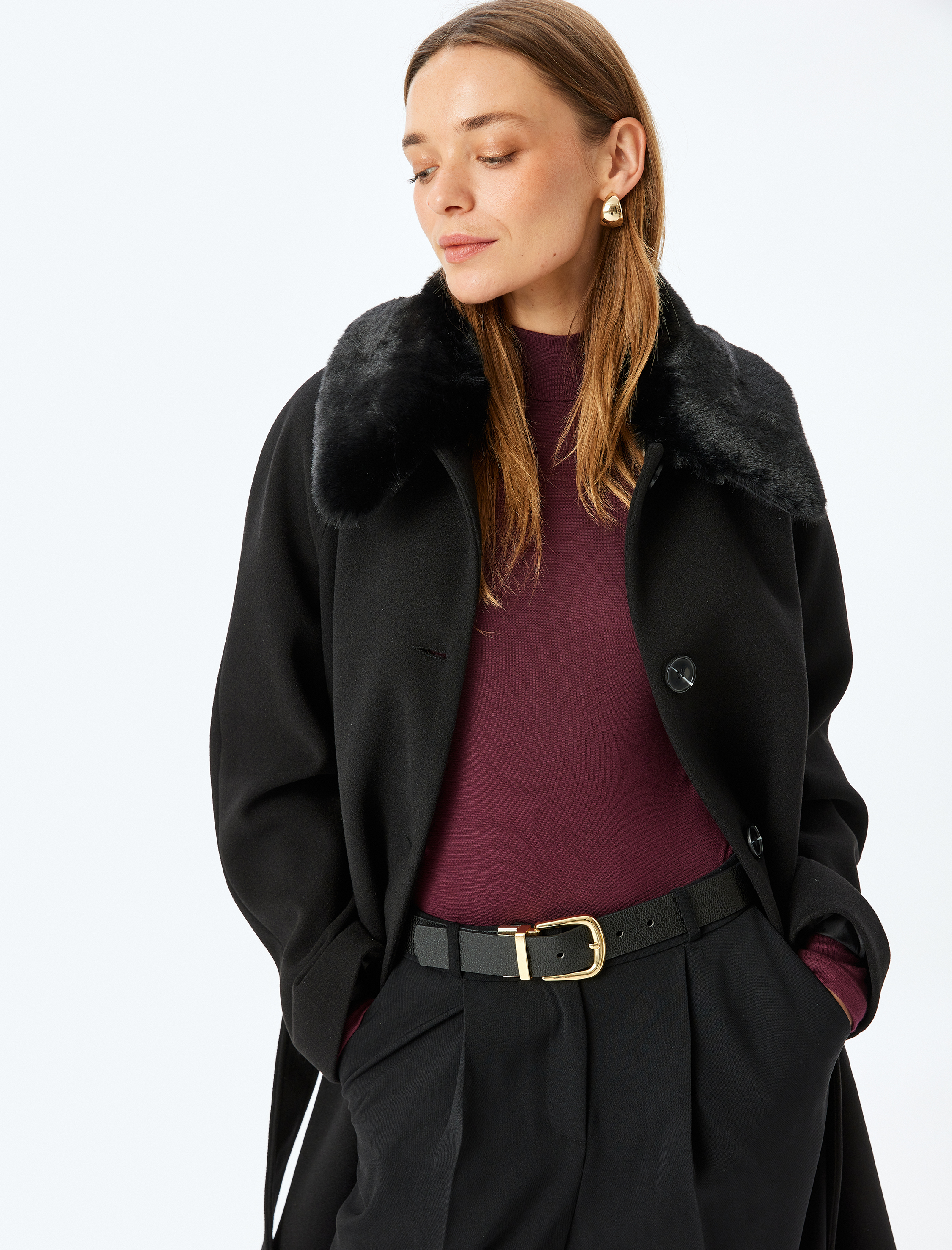   Yakası Çıkarılabilir Suni Kürklü Cepli Uzun Kaşe Kaban