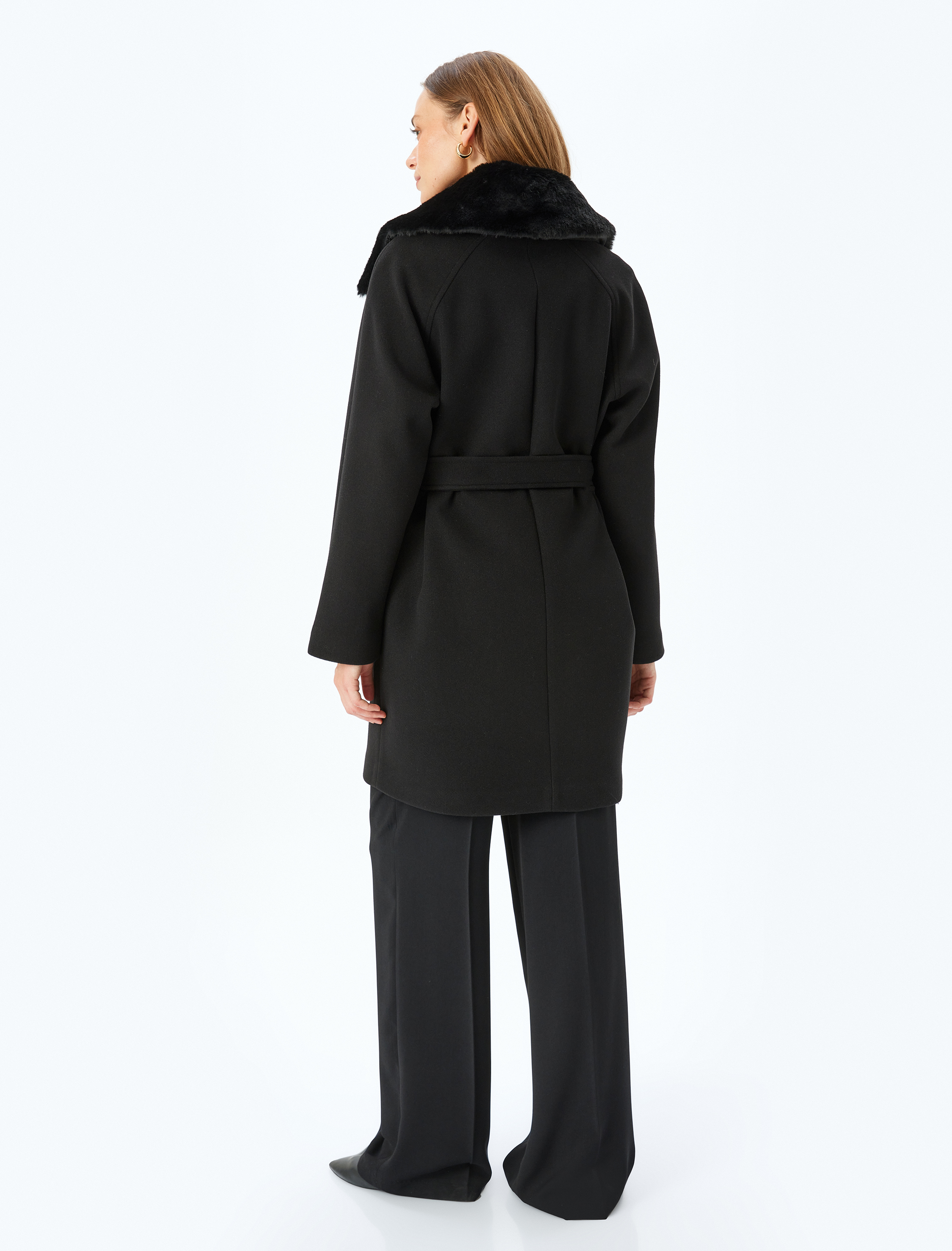   Yakası Çıkarılabilir Suni Kürklü Cepli Uzun Kaşe Kaban