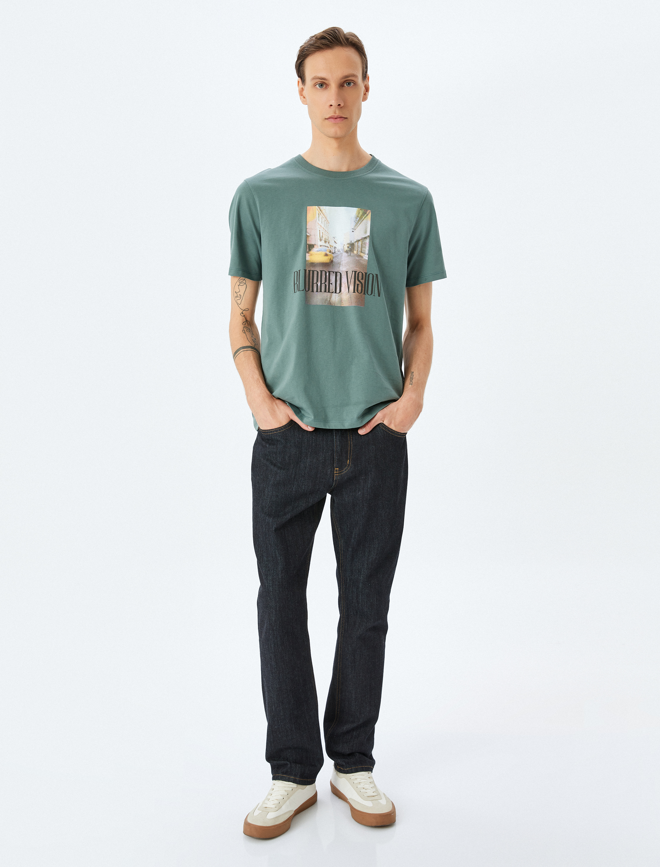   Kısa Kollu Bisiklet Yaka Regular Fit Pamuklu Baskılı Tişört