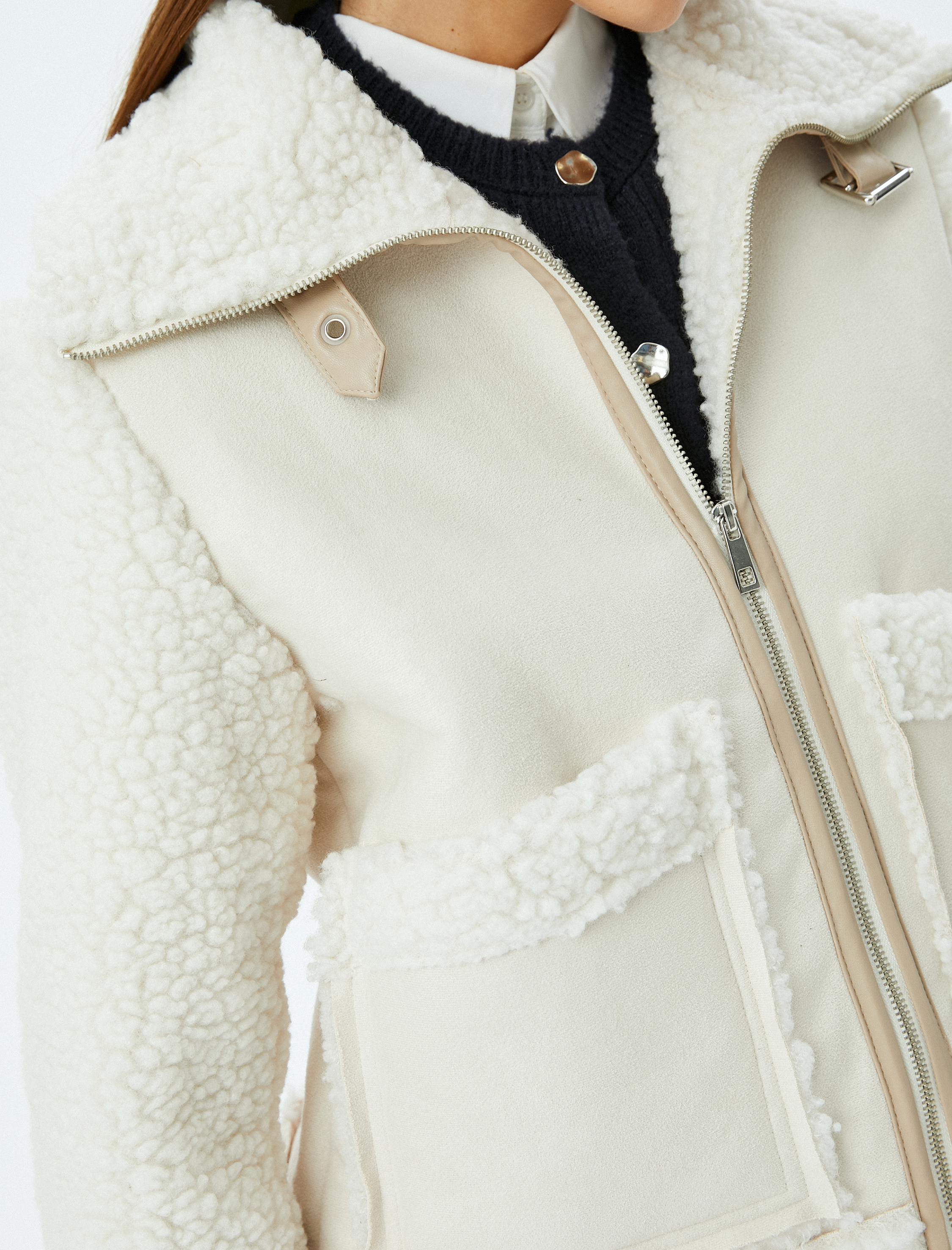 Süet Görünümlü İçi Peluş Dik Yaka Fermuarlı Cepli Ceket