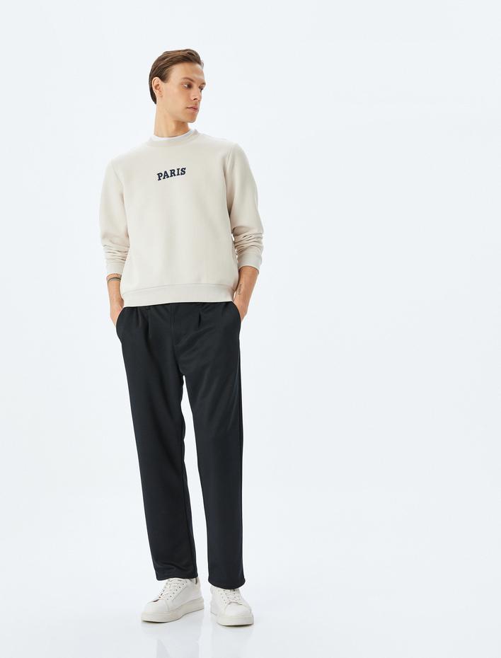  Pamuklu Şardonlu Bisiklet Yaka Slogan İşlemeli Sweatshirt