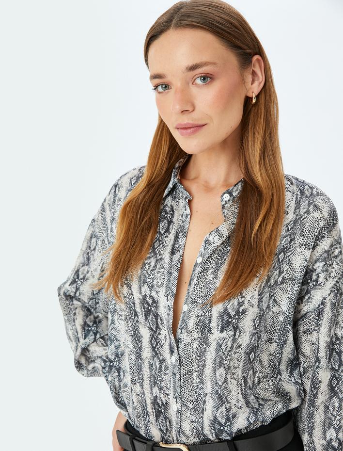  Yılan Derisi Baskılı Uzun Kollu Saten Gömlek