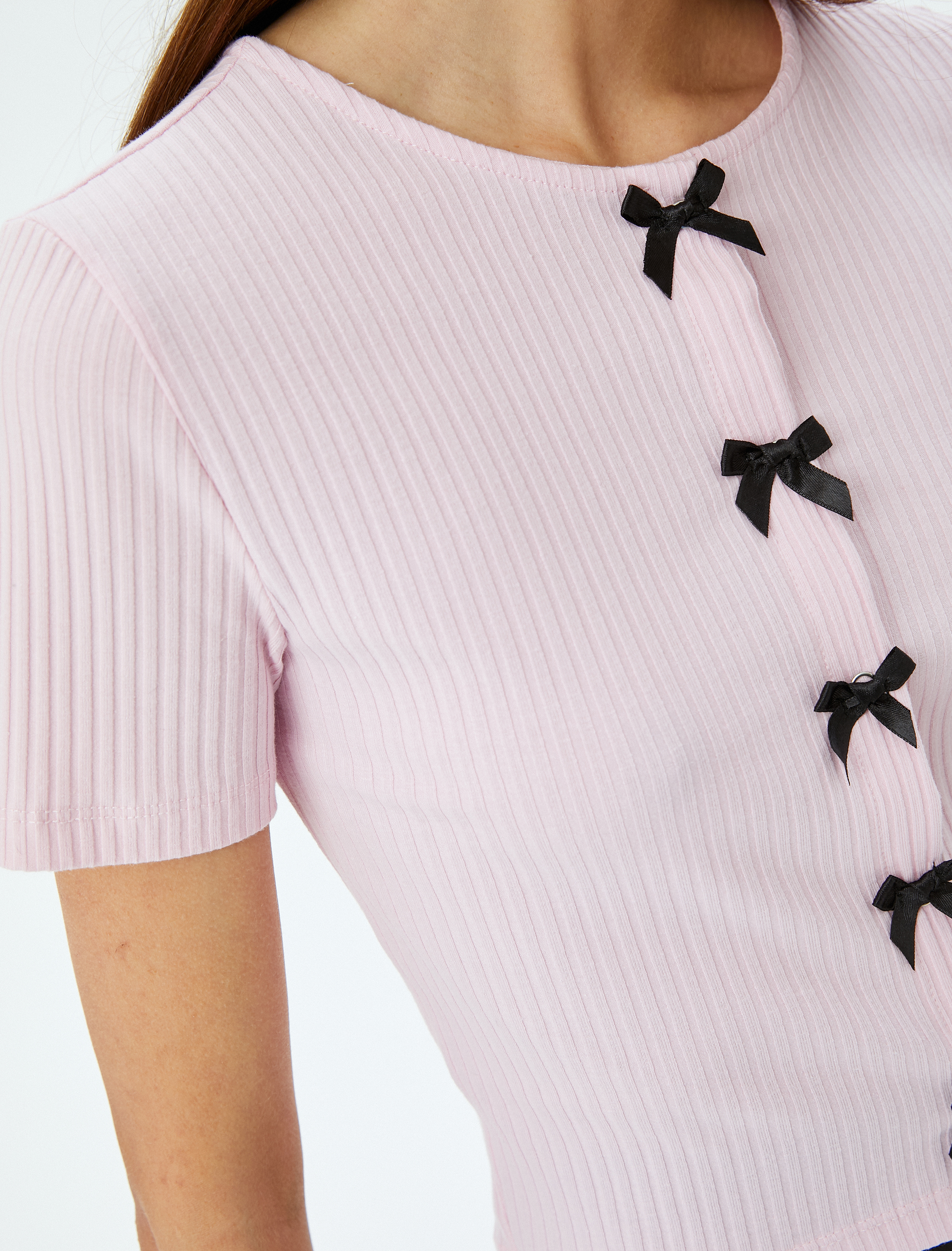   Kısa Kollu Slim Fit Bisiklet Yaka Fitilli Fiyonklu Hırka