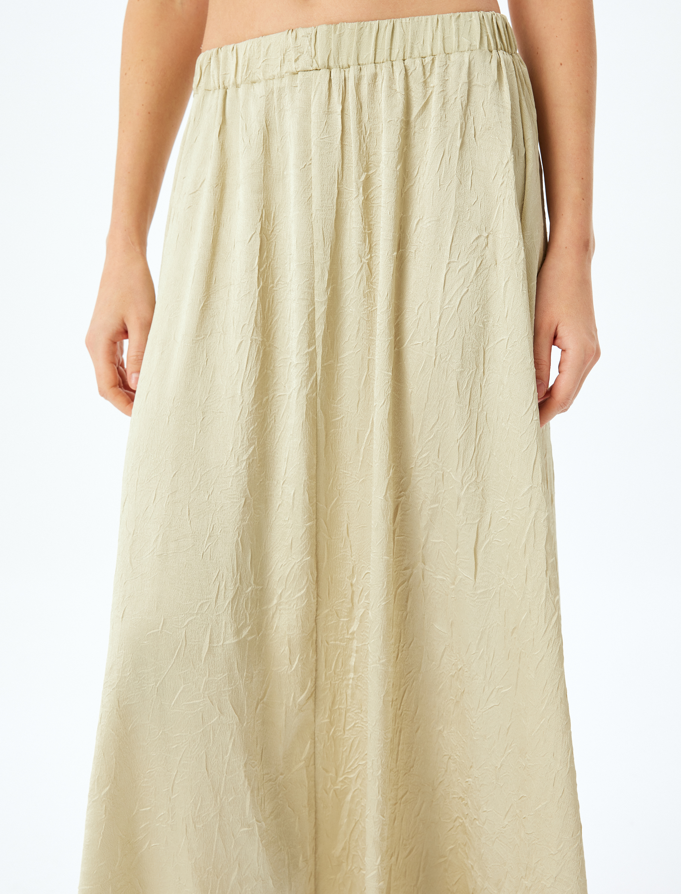   Rahat Kalıp Yüksek Bel Dokulu Uzun Saten Kloş Etek