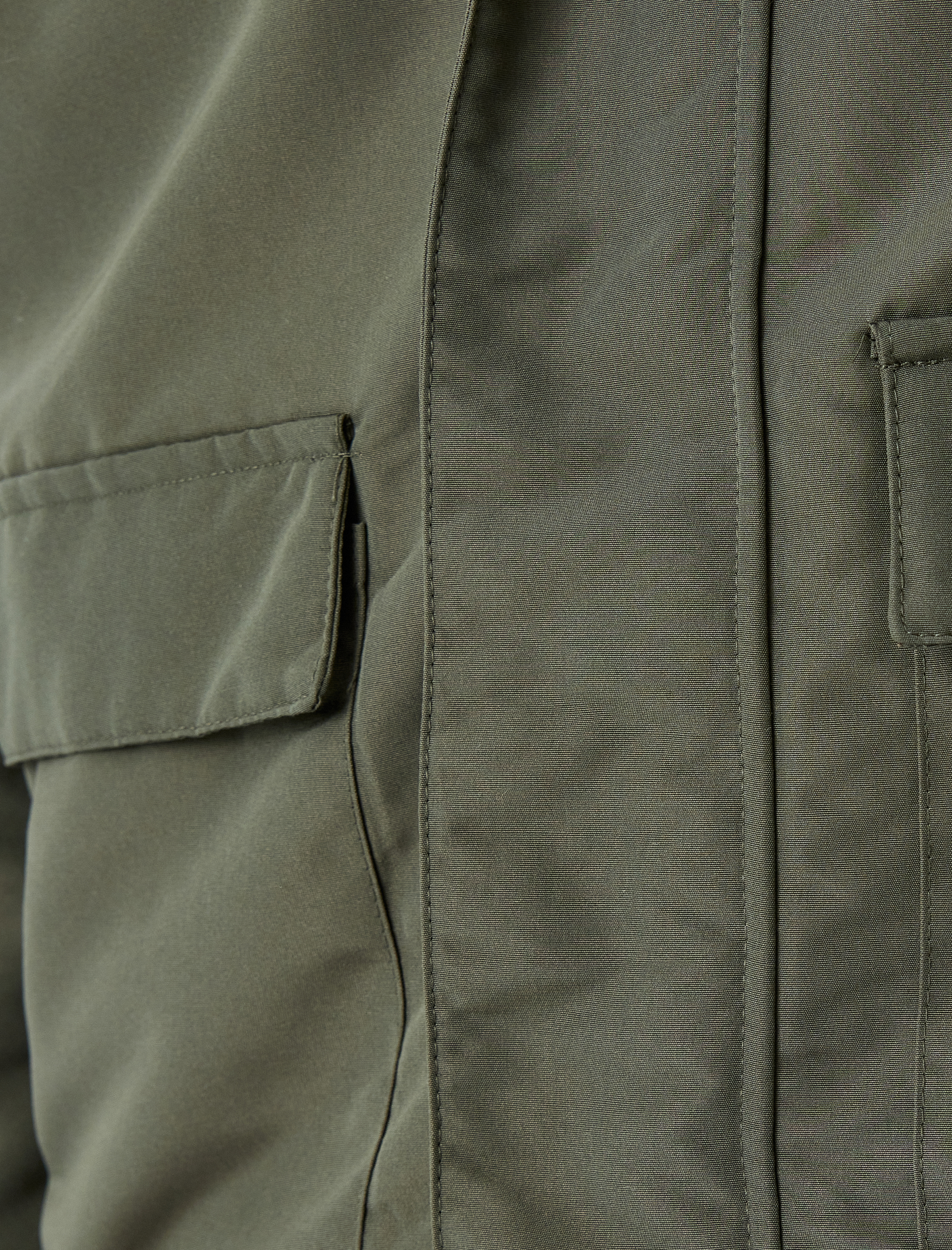   Fermuarlı Slim Fit Kapşonlu Mont