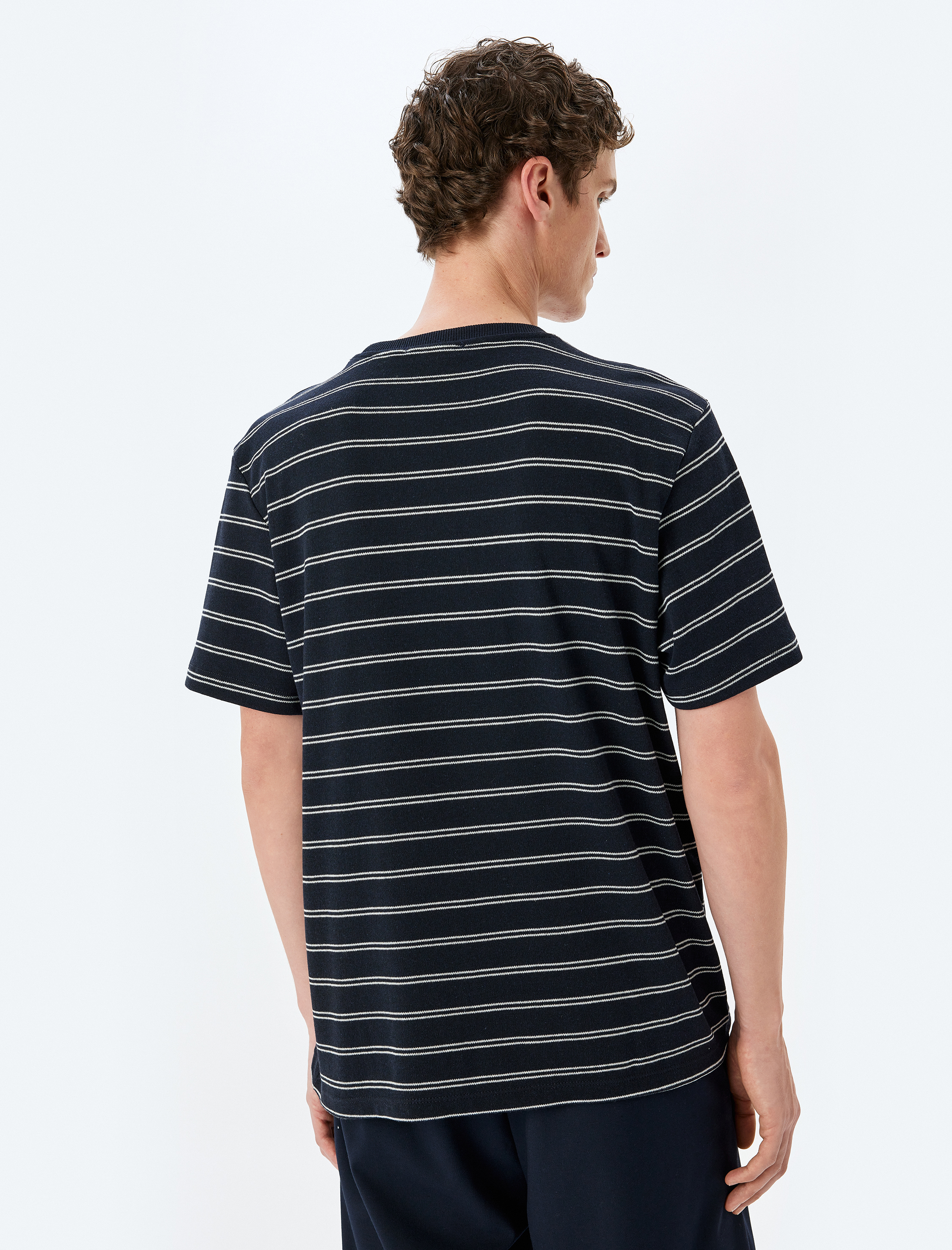   Bisiklet Yaka Regular Fit Tok Kumaş Kısa Kollu Çizgili Tişört