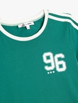 Kollec Çaplı Boru Yakalı Qısaqol Slim Fit T-shirt