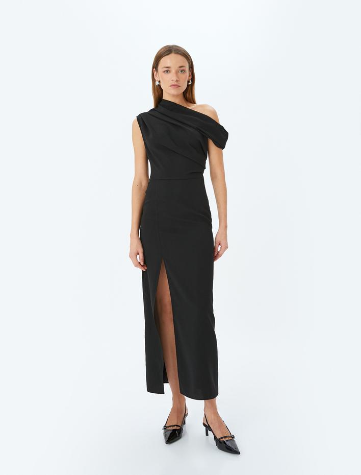  Yırtmaç Detaylı Asimetrik Tek Omuz Uzun Kalem Elbise