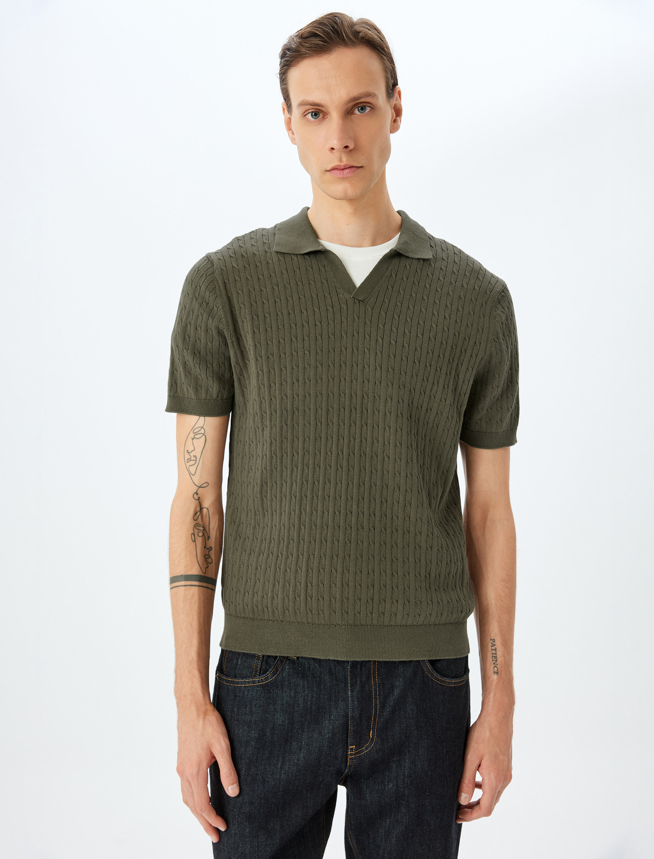   Kısa Kollu Pamuklu Saç Örgü Dokulu Polo Yaka Triko Tişört