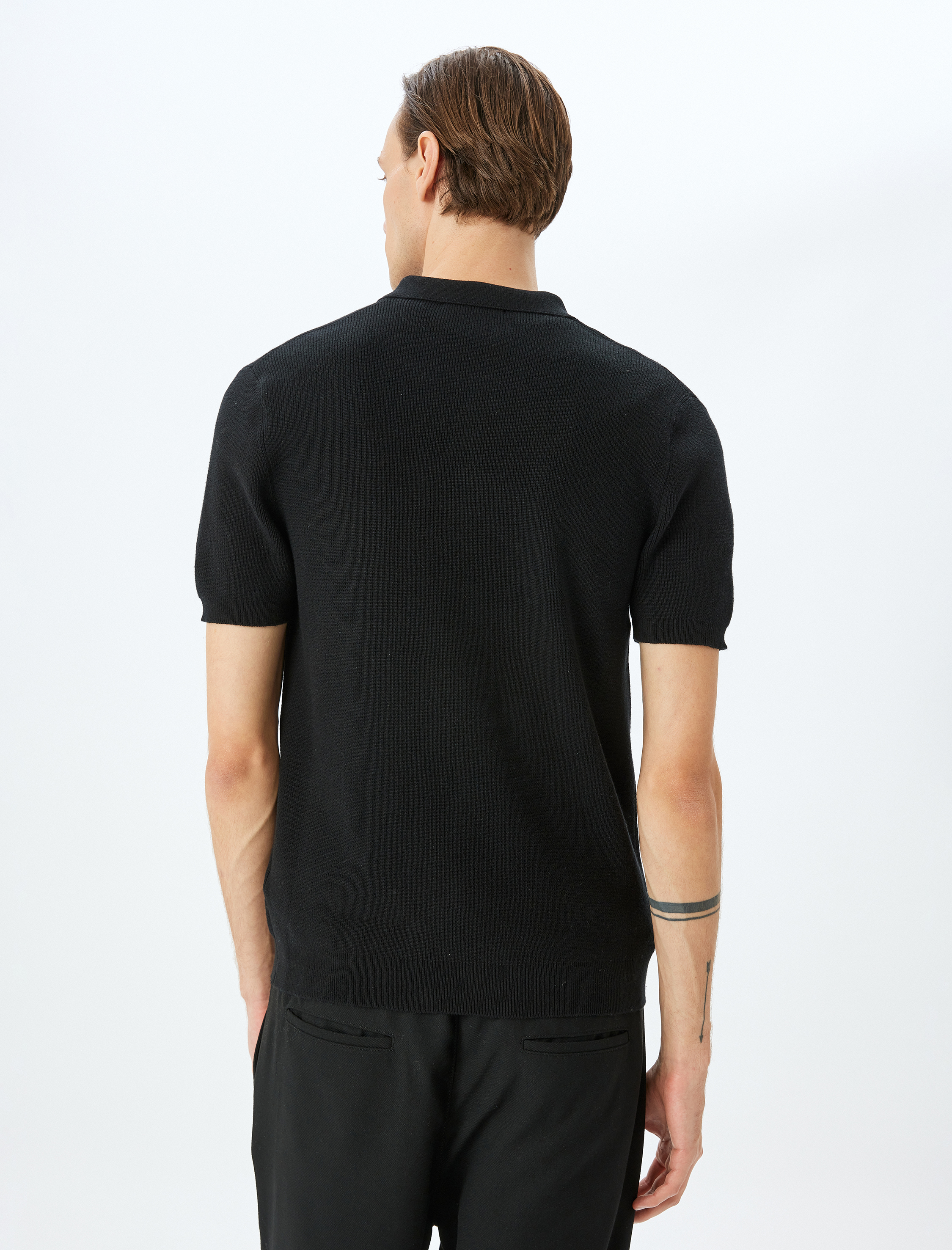 Yarım Fermuarlı Pamuk Karışımlı Kısa Kollu Triko Tişört