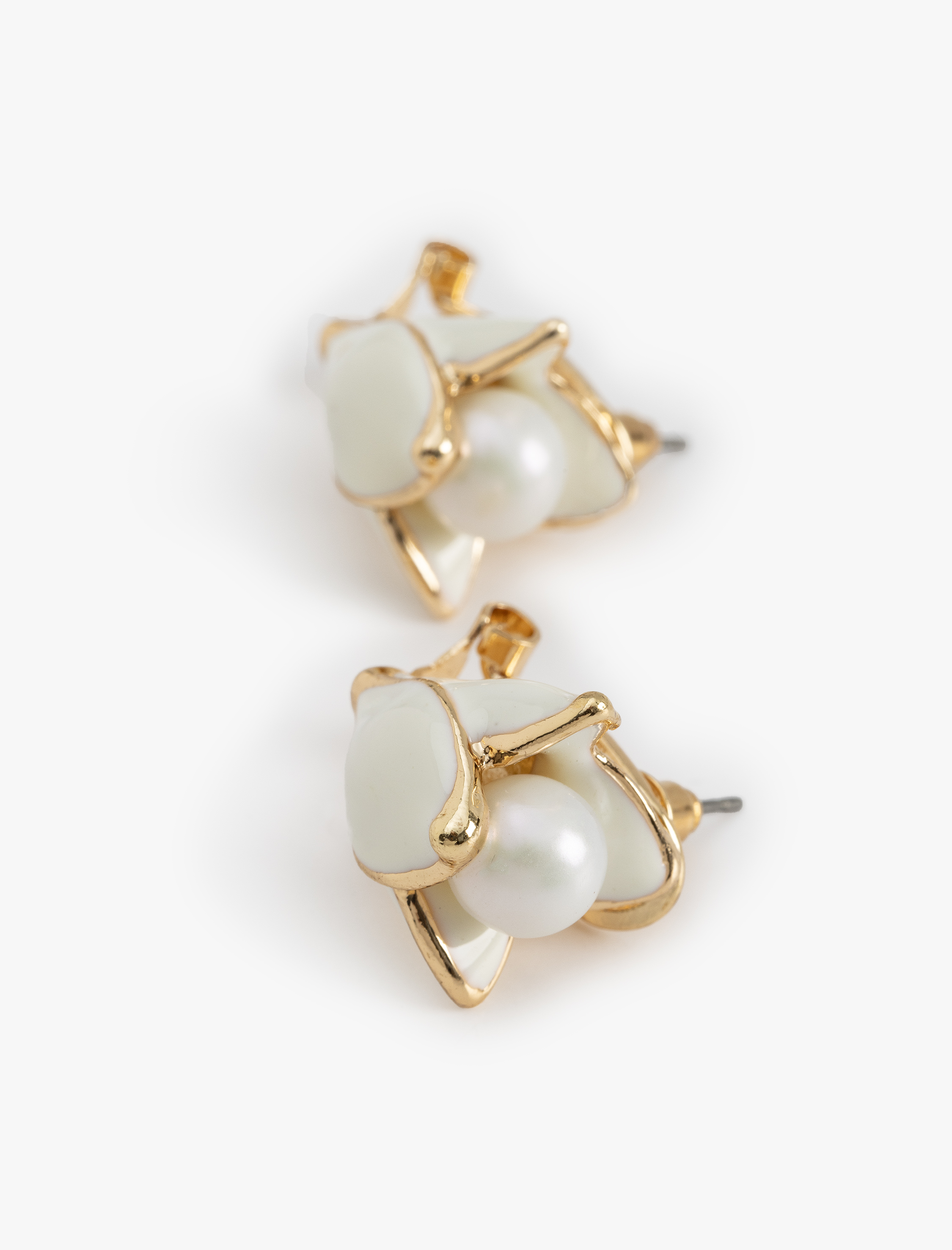  Kadın Çiçekli İnci Küpe