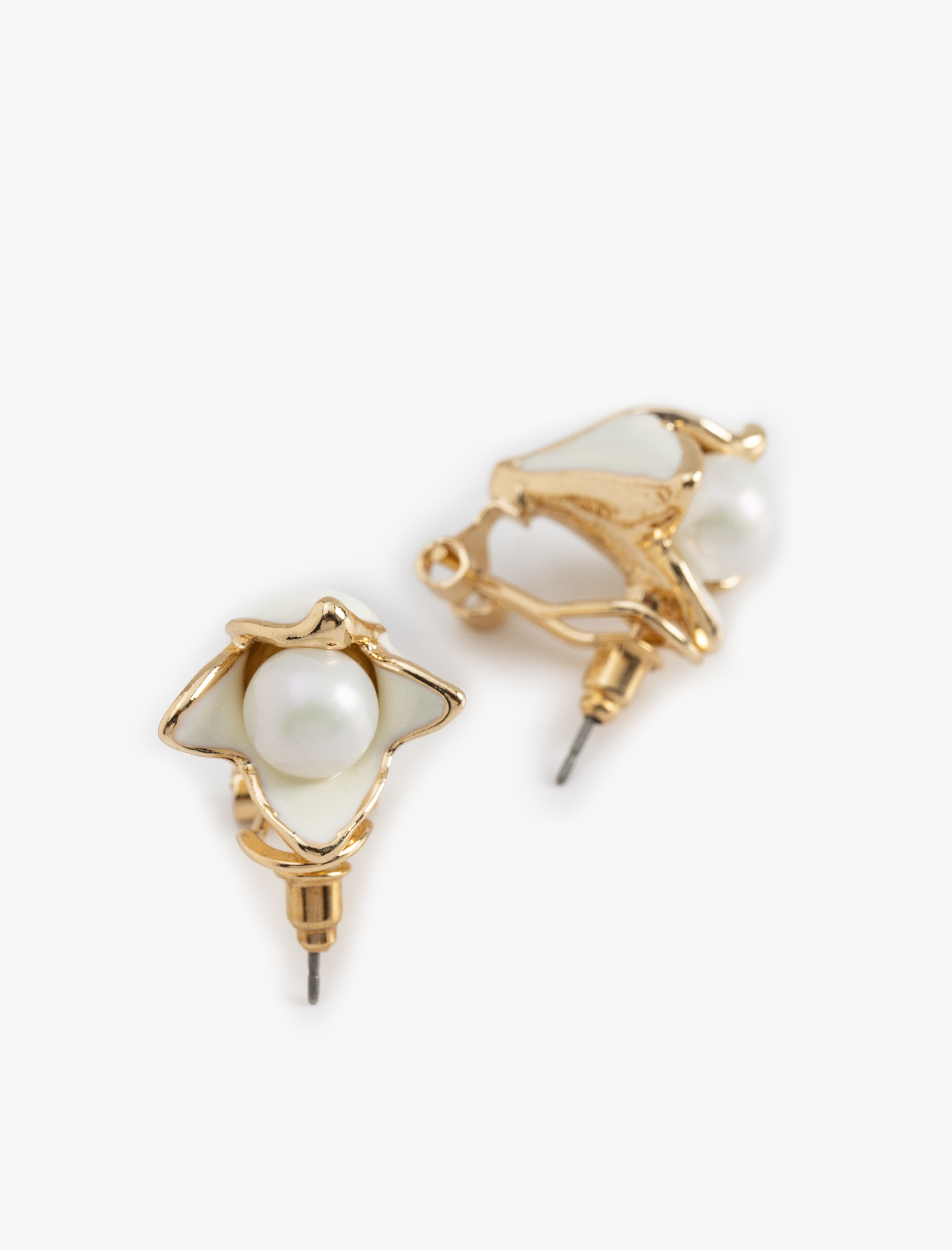  Kadın Çiçekli İnci Küpe