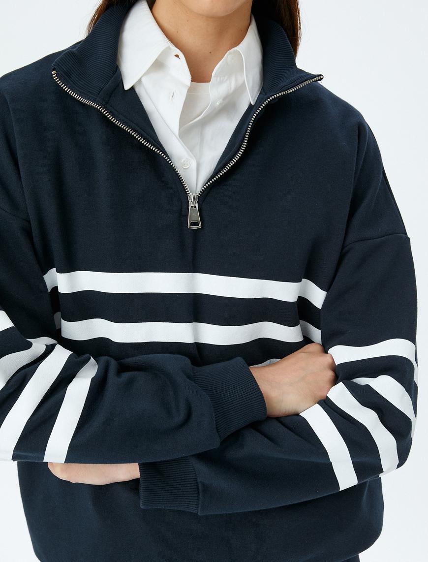   Yarım Fermuarlı Çizgili Oversize Sweatshirt