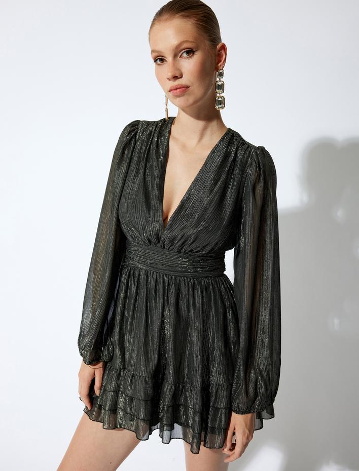  Balon Kol V Yaka Volanlı Sırt Detaylı Metalik Mini Abiye Elbise